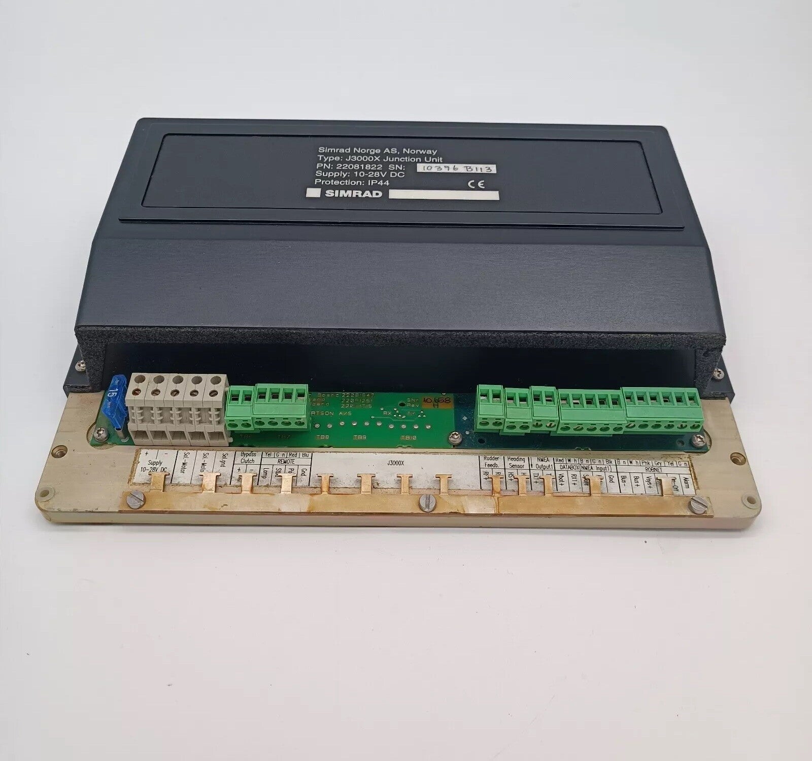 Simrad Robertson J3000X 22081822 AP3000X Autopilot Junction Unit Cours simrad-robertson-j3000x-22081822-ap3000x-autopilot-junction-unit-cours