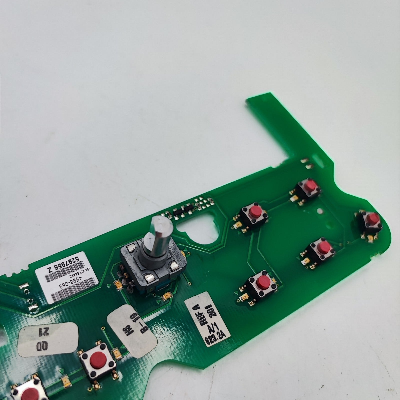 Raymarine E80 MFD Chartplotter Radar Keyboard 4598-063 PCB 3015-369 Issue C6