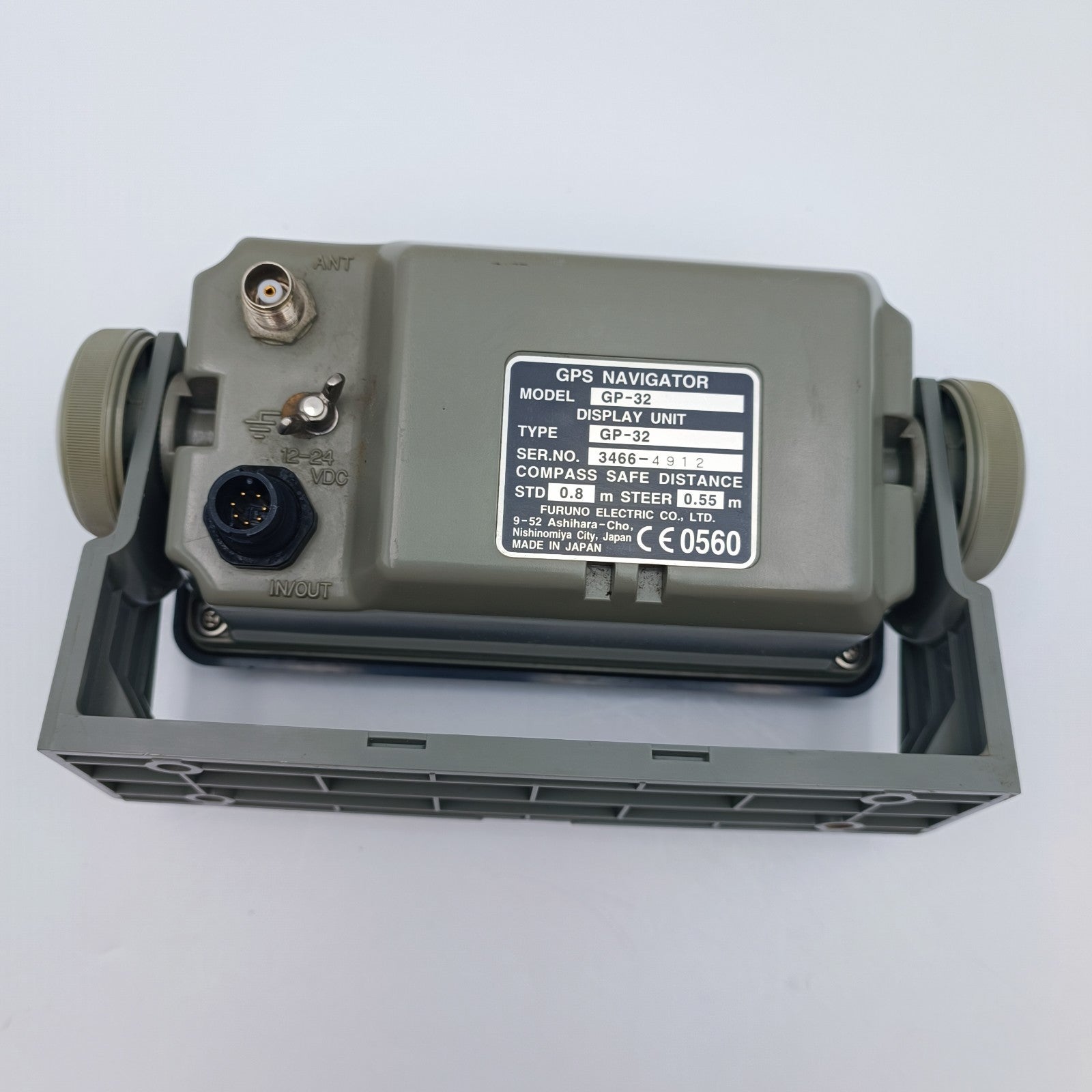 FURUNO GP-32 GPS Receiver and Navigator GP32 Display Unit w/ Pwr Data Cabl4
