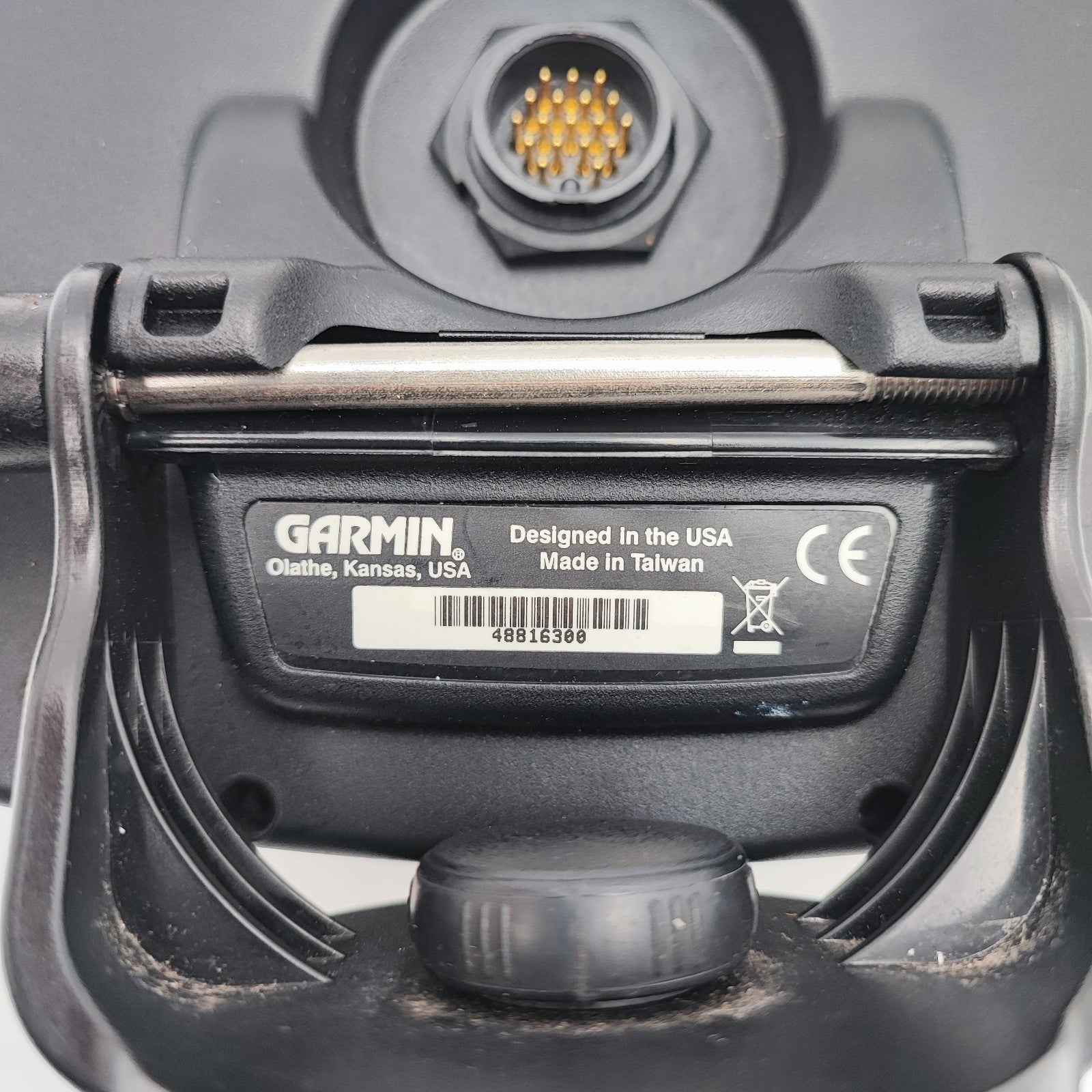 745498