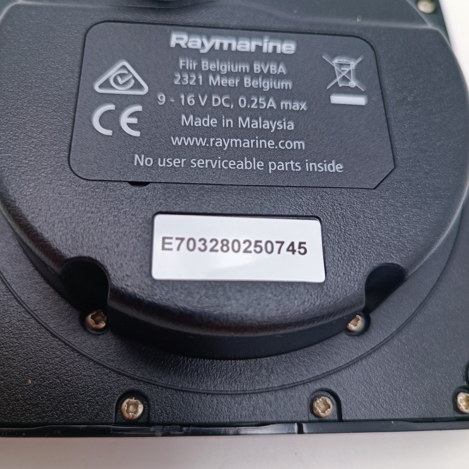 718423