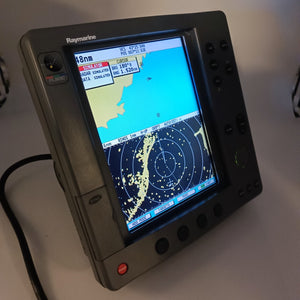 720025