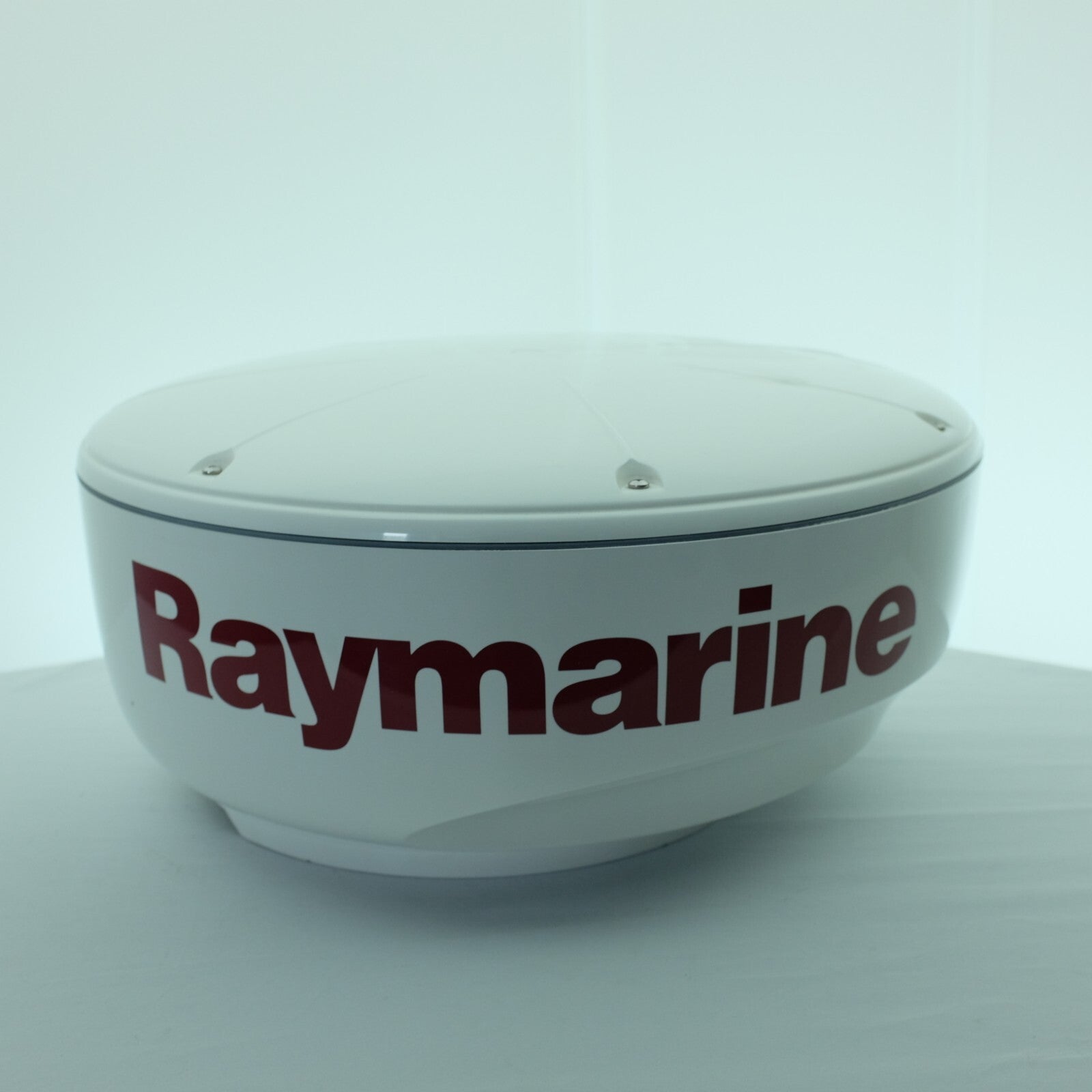 Raymarine RD418D 4KW 18'' Digital Radar Radome Scanner E92130 Low h Magnetron4