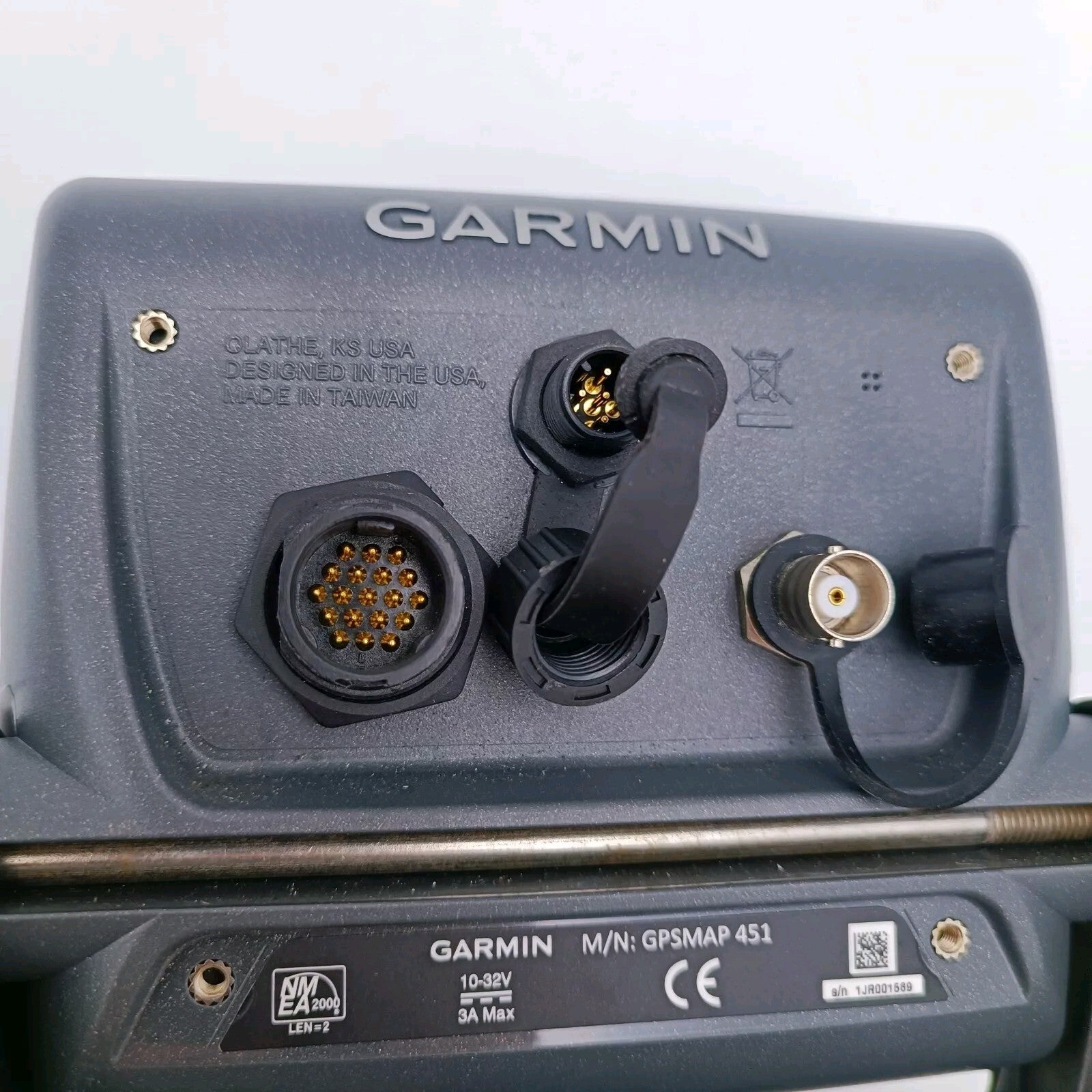 722308