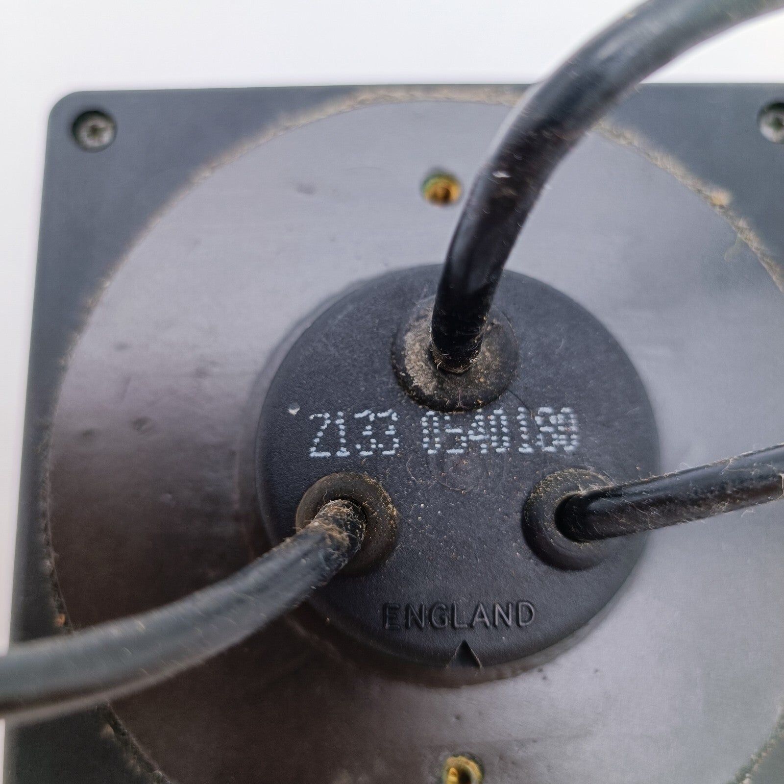 716749