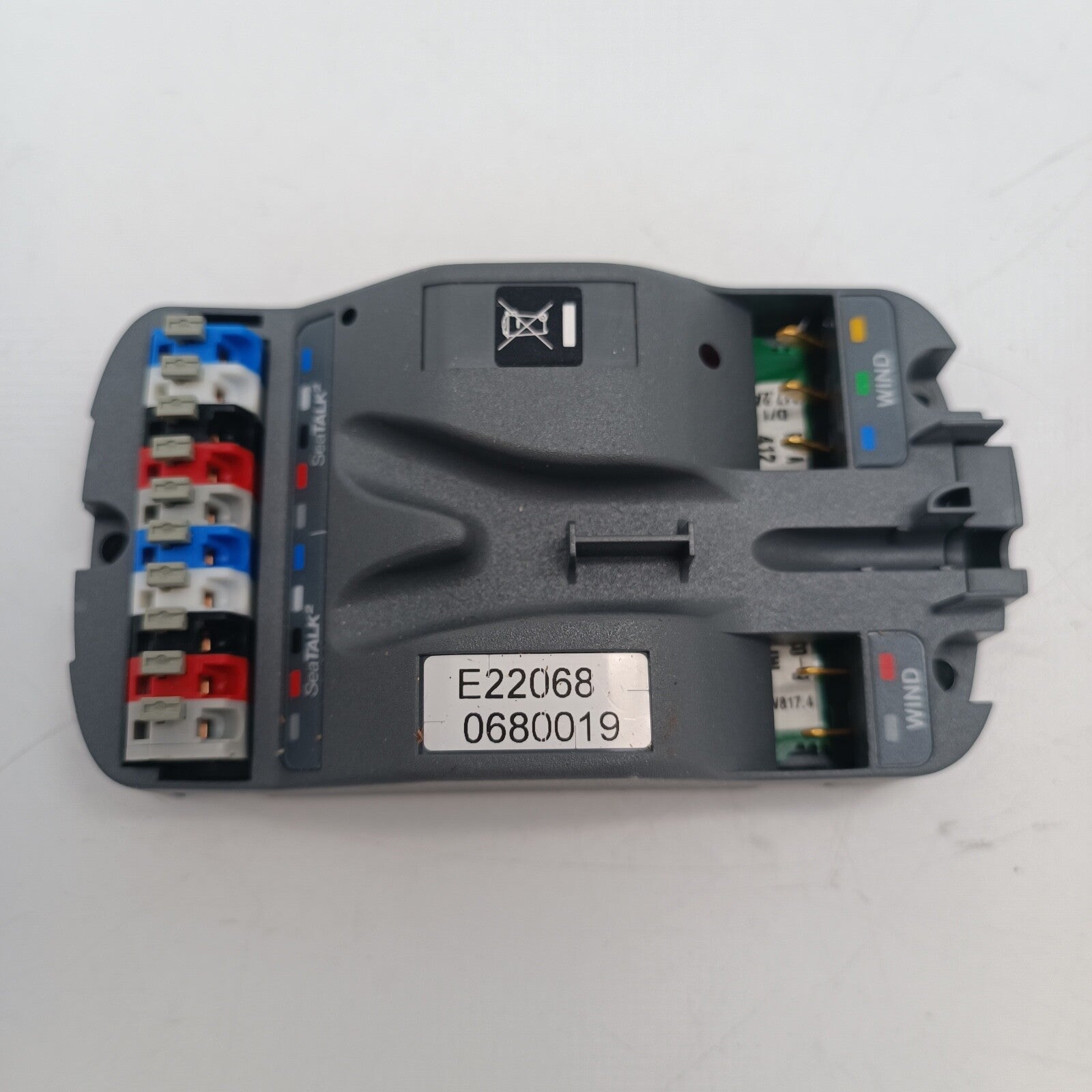 744641