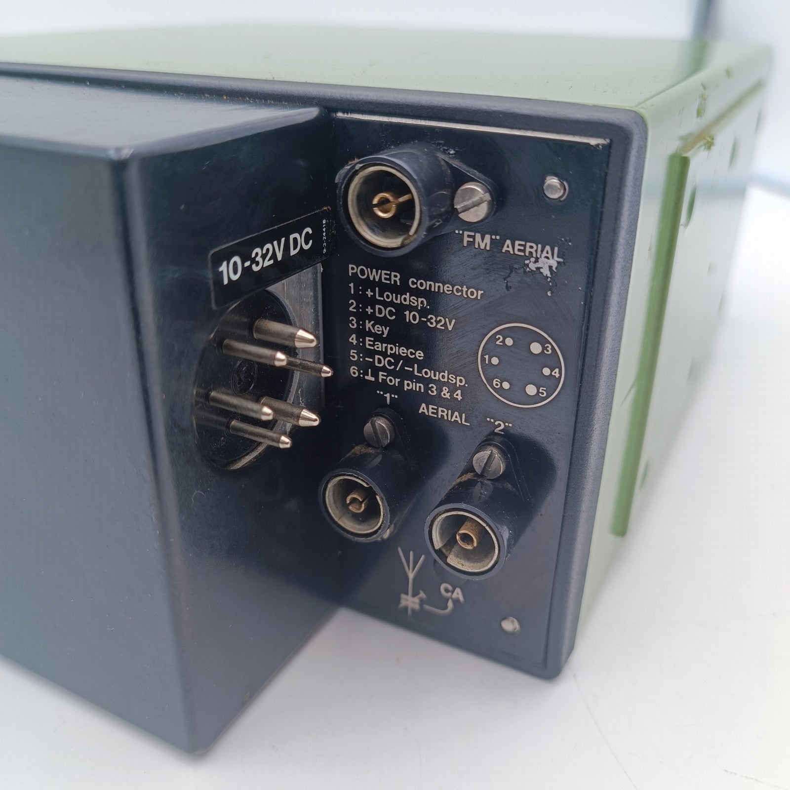 SAILOR Compact Receiver R2022 Marine SSB Duplex Communication Receiver - FM / AM4