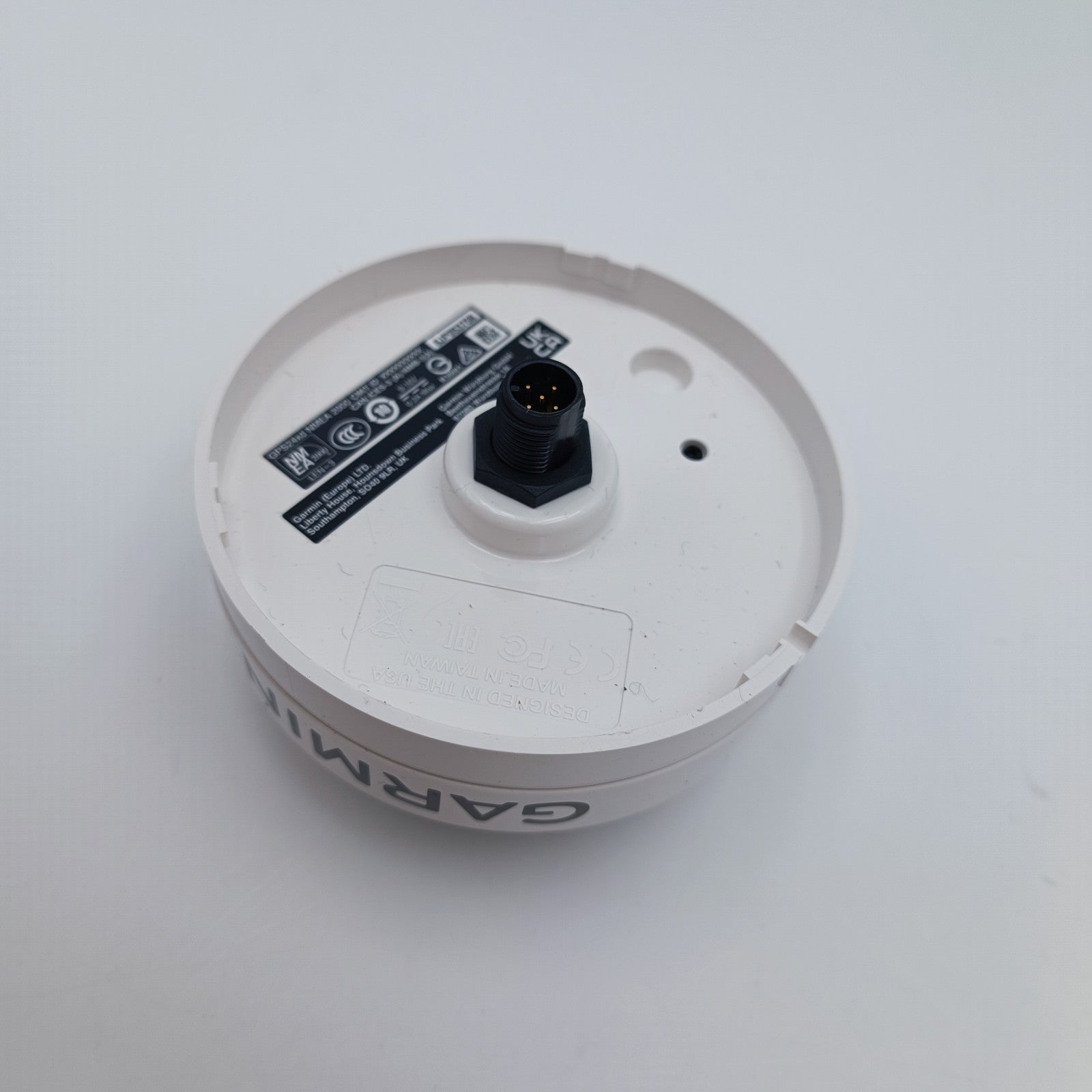 Garmin GPS 24XD HVS NMEA2000 Smart GPS Antenna 24XD-HVS  NMEA 20004