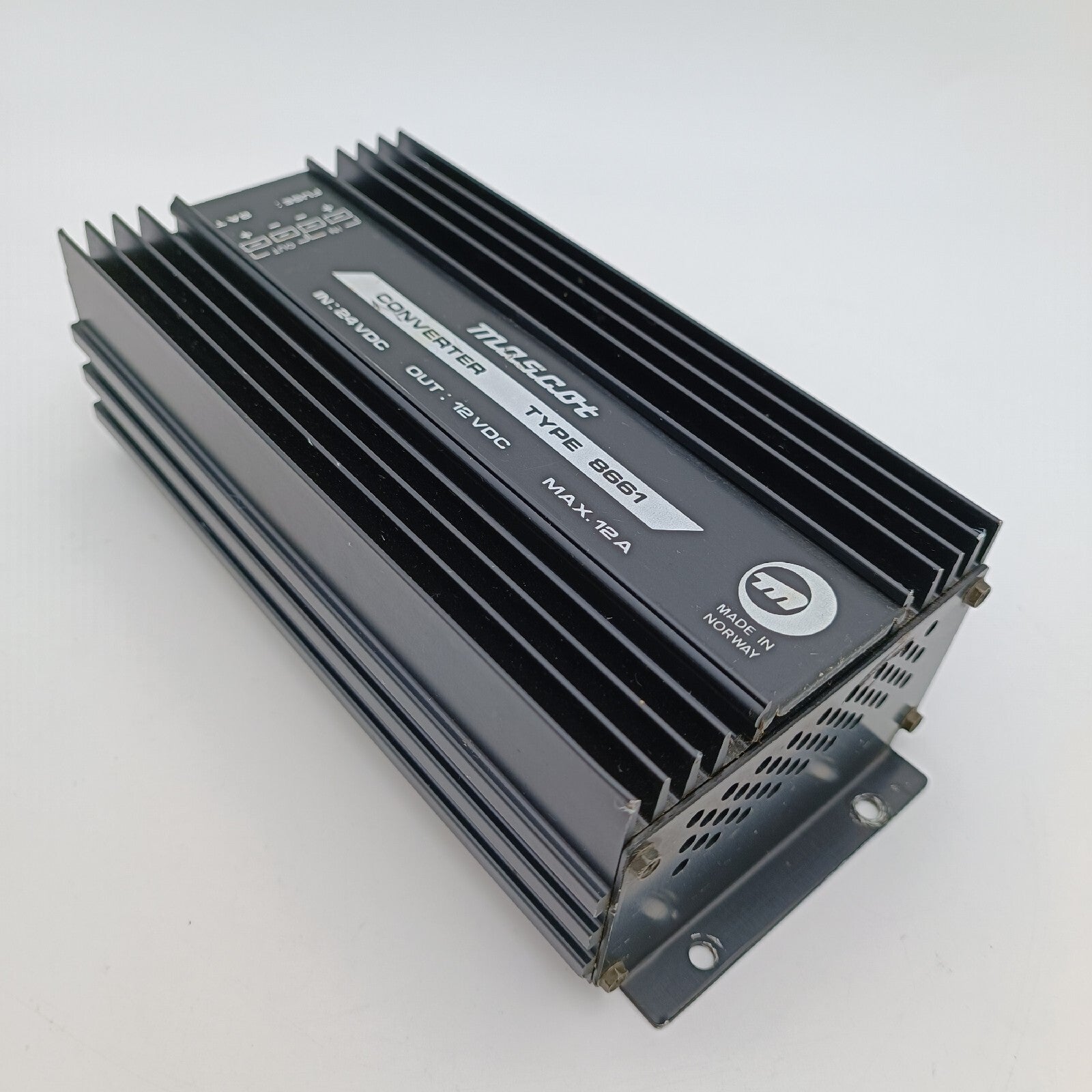 MASCOT TYPE Model 8861 DC/DC CONVERTER IN 24 VDC OUT 12 VDC MAX 6A 92601