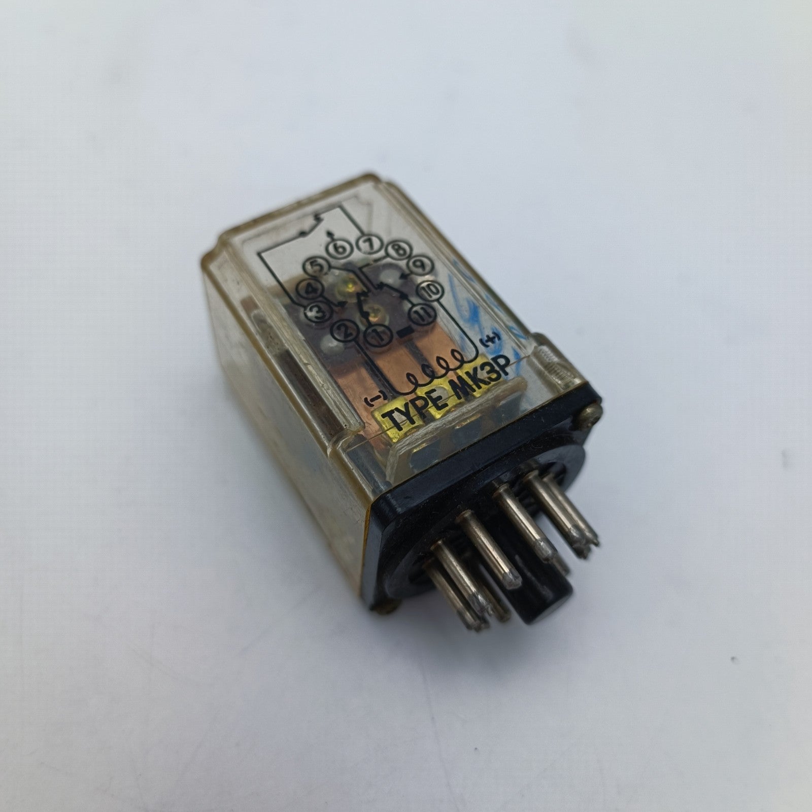 Omron MK3P 11 Pin Relay DC 12V Coil 10A Contact Current Silver Alloy Contacts0