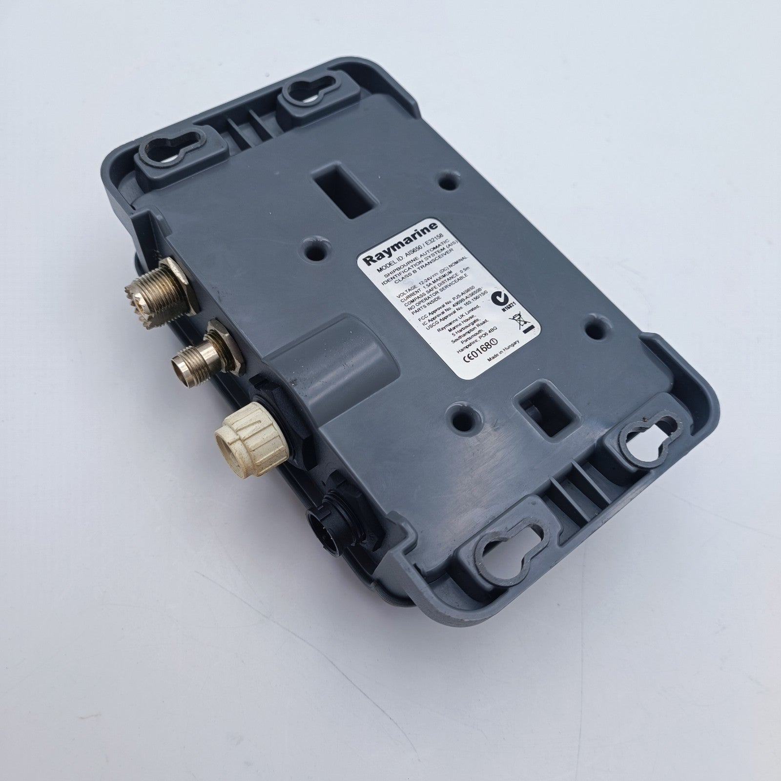 Raymarine AIS650 Dual Channel AIS Transceiver E32158 AIS 650 Instrument System3