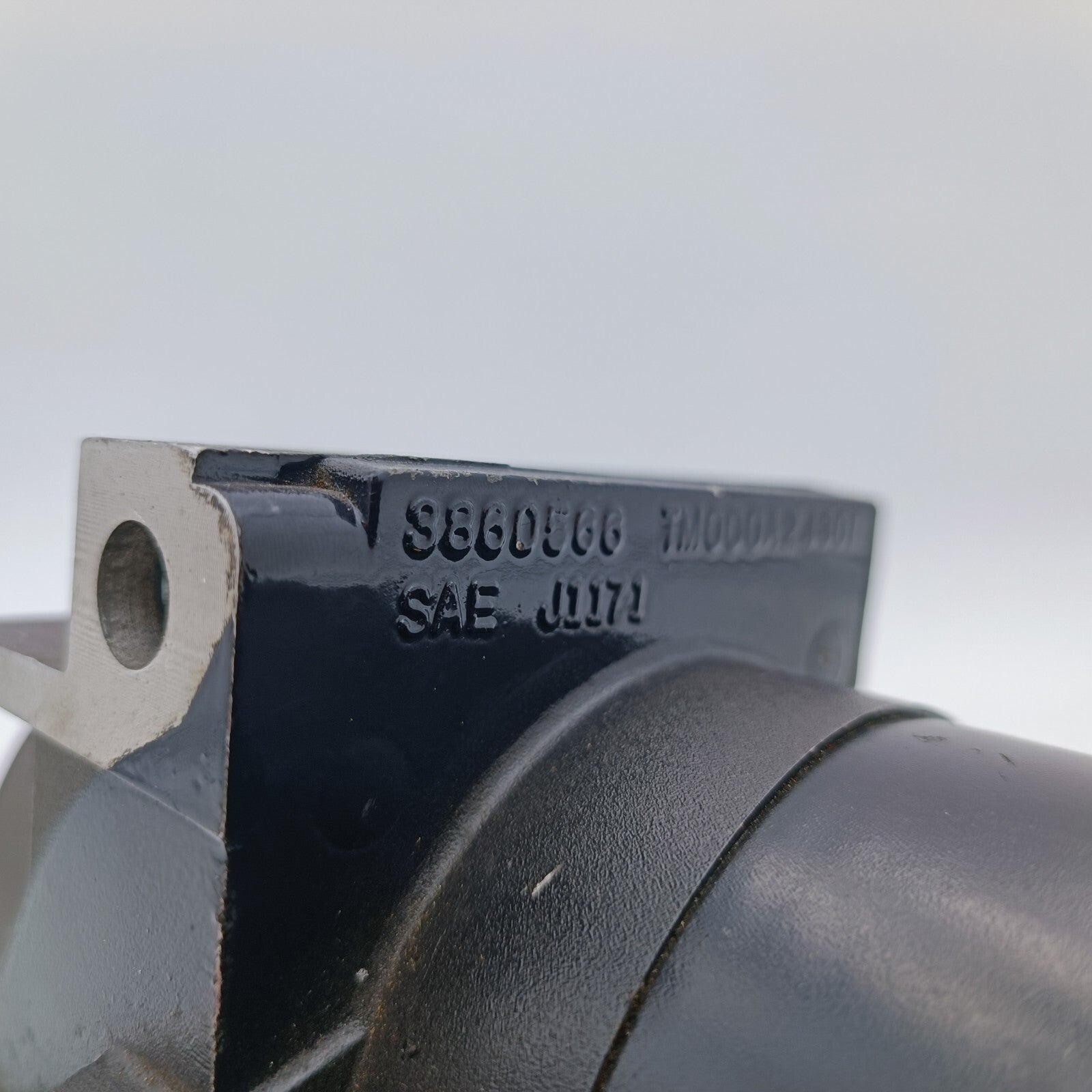 738642