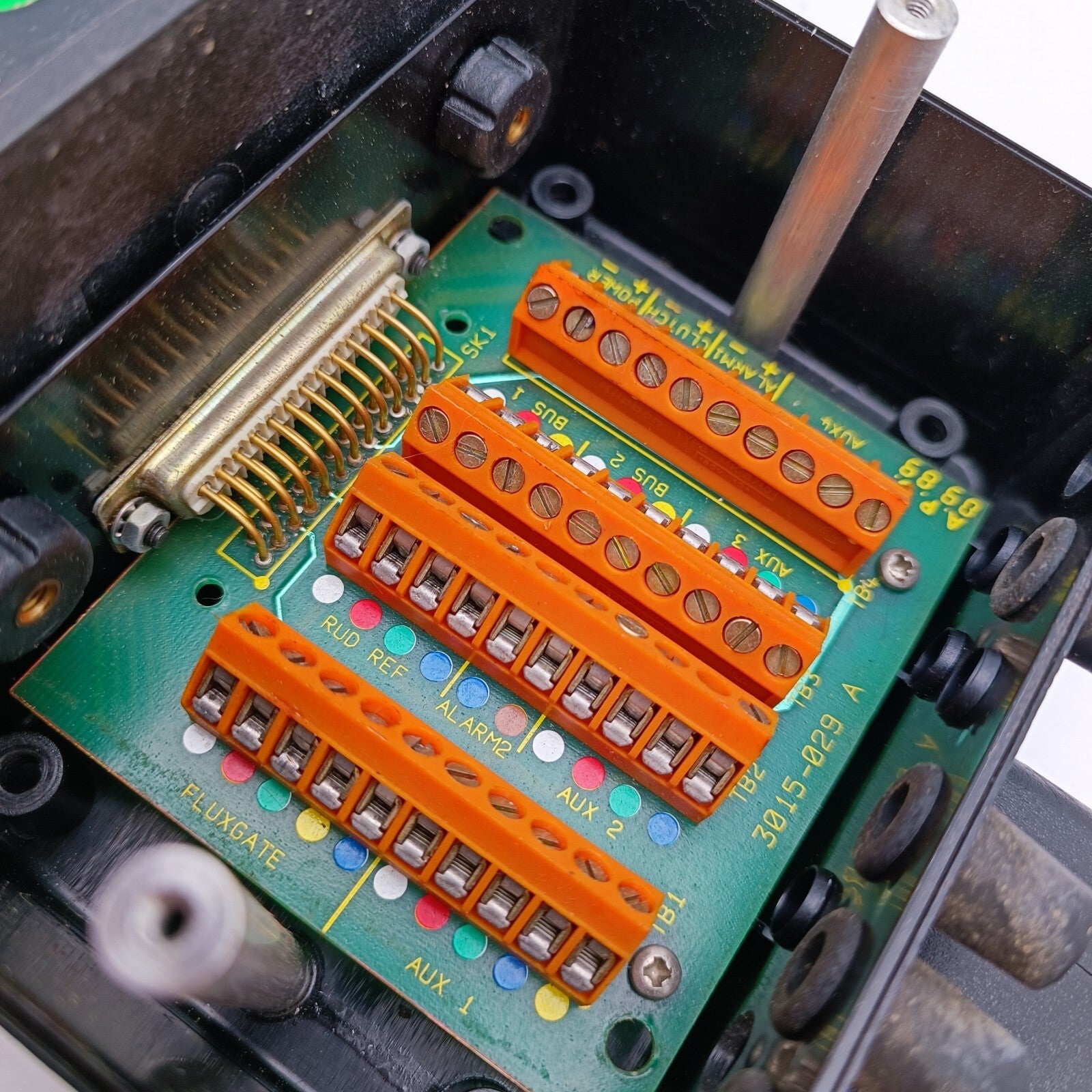 719647