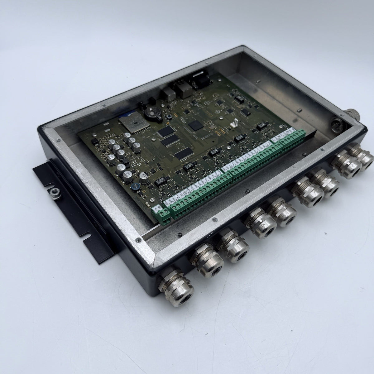 Veinland 8 NMEA to 8-E 8-Ch NMEA 0183 Matrix Ethernet Multiplexer Gateway DNV0