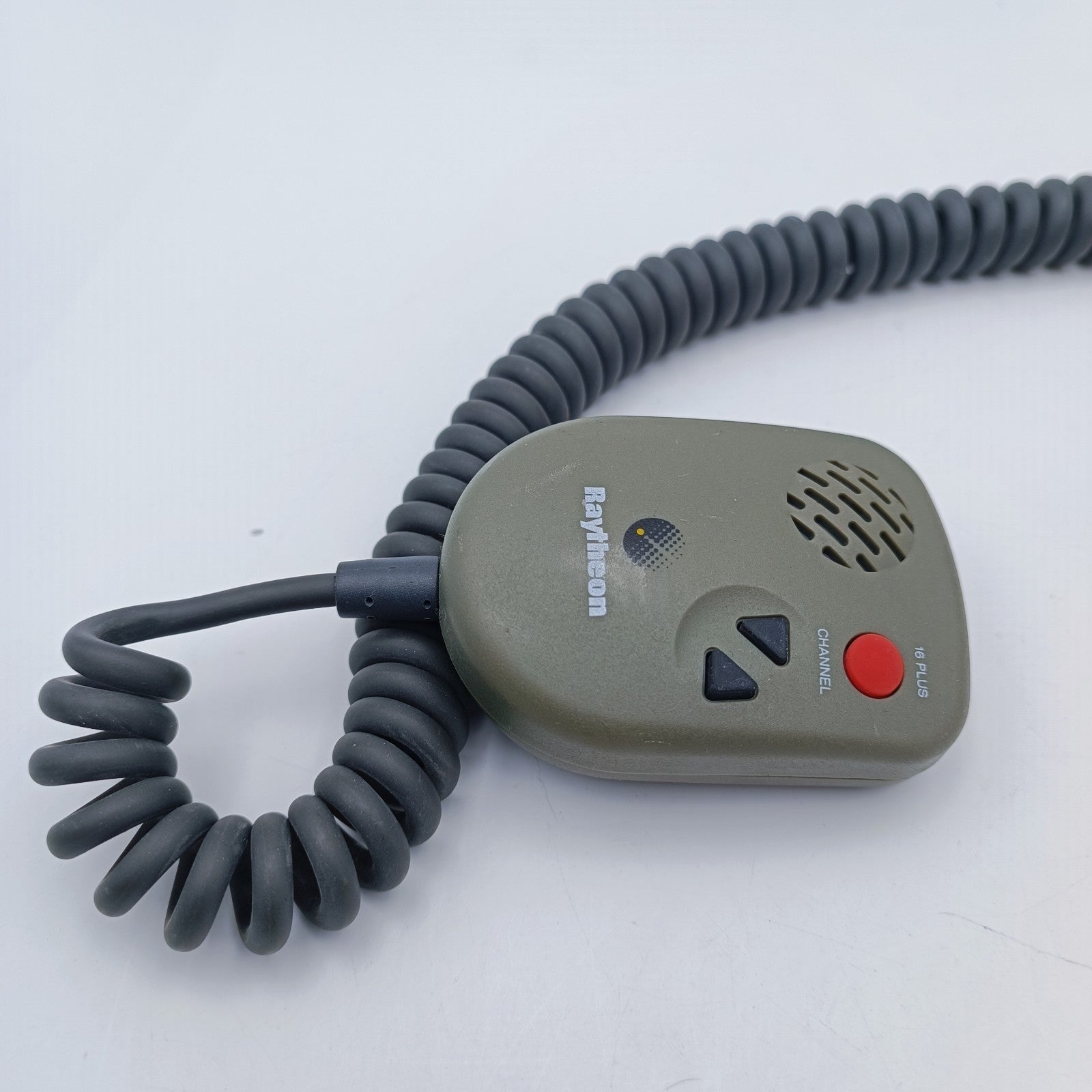 Raytheon Ray 45 RAY45 Marine VHF Radio 1/25W Transceiver w/ Hand Microphone8