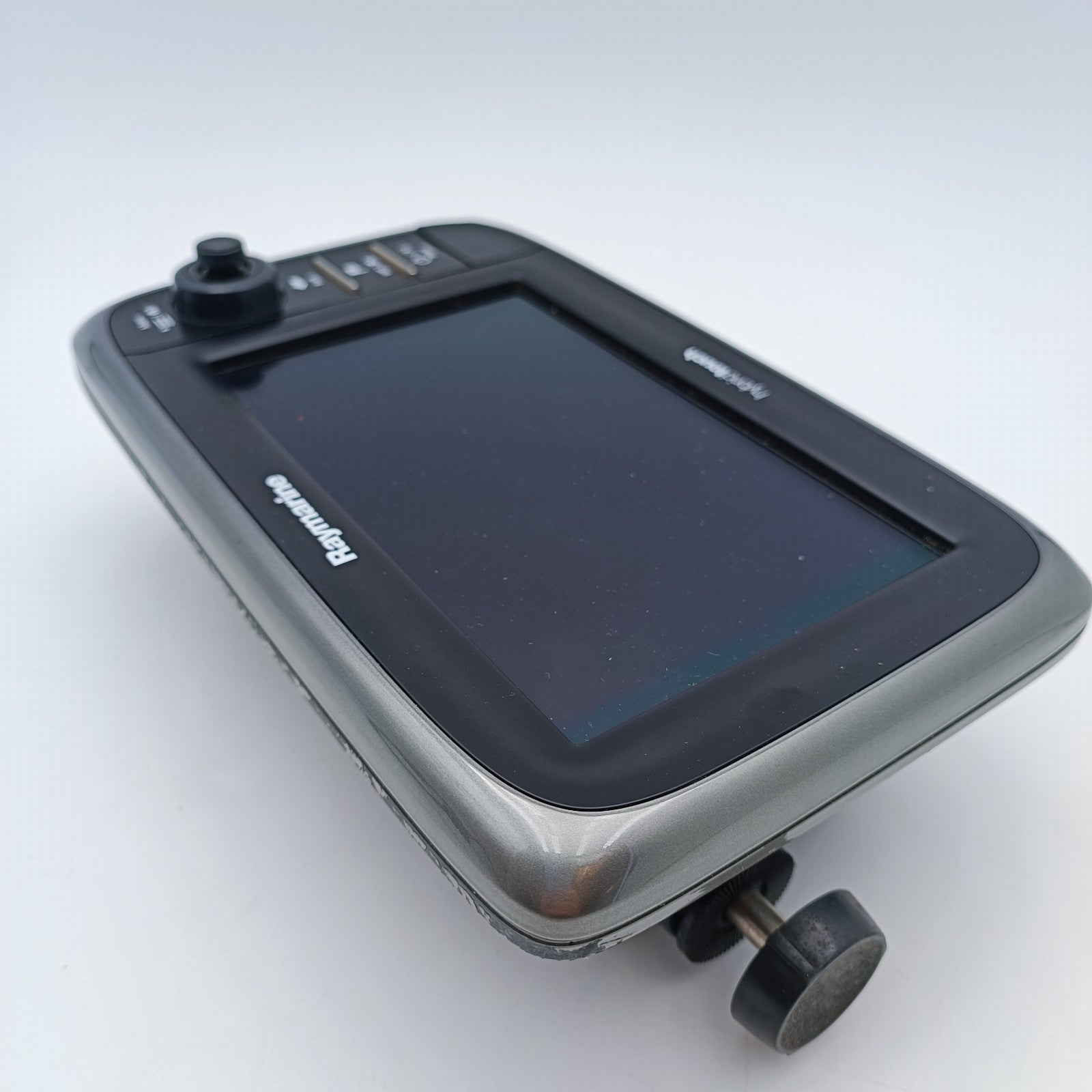 Raymarine e7 HybridTouch Chartplotter MFD Display E62355 SeaTalkNG GPS Radar5