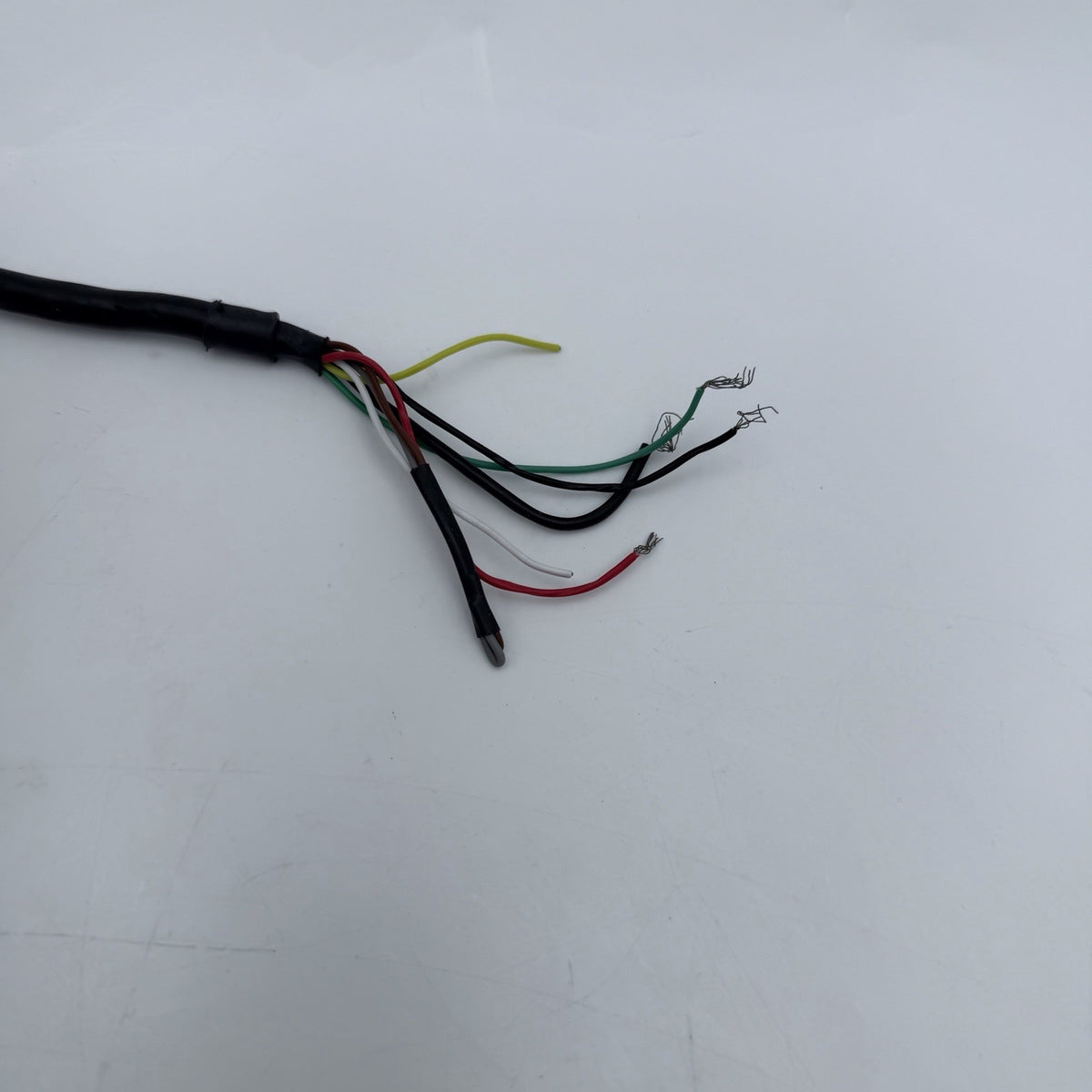 B&G Hydra AIRMAR ST850-INSR SPEED-H Speed Transducer 31-590-14-01 Pat No 51860503