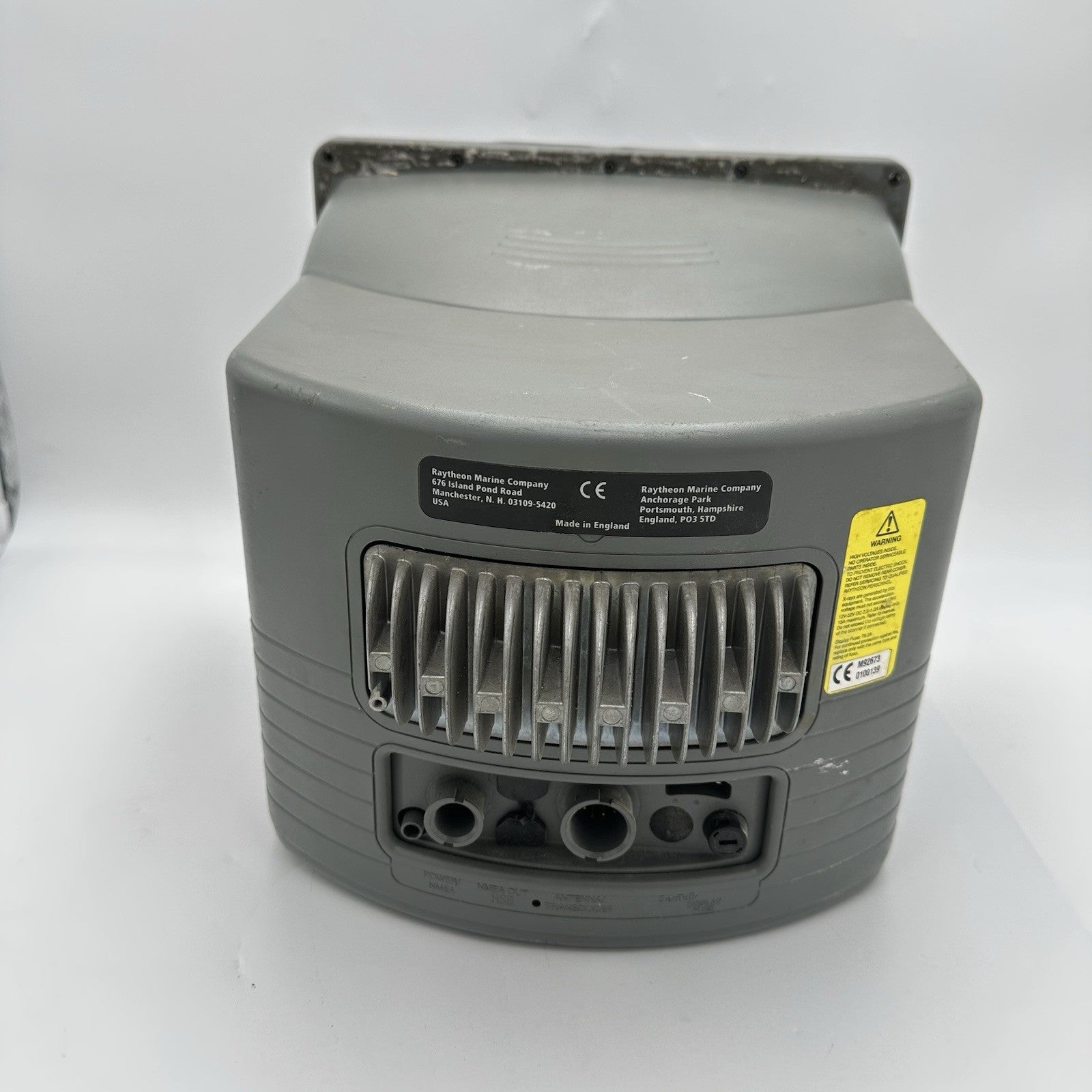 Raymarine R80 R80RC M92673 Raytheon 10 CRT Pathfinder Radar Chartplotter Display5