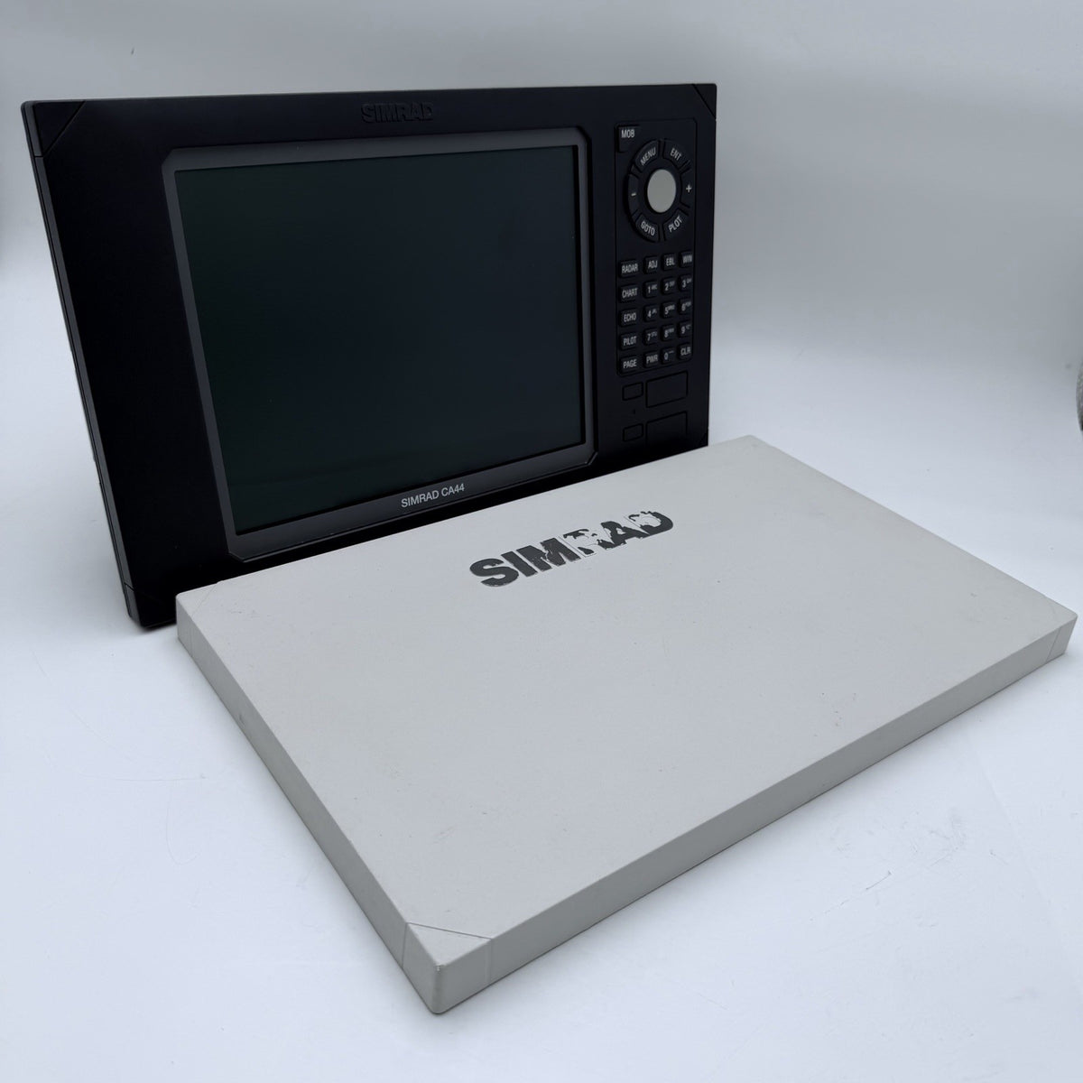 SIMRAD CA44 Chartplotter Radar Display rpl/ CX44 Shipmate  Color LCD SV CA44D1