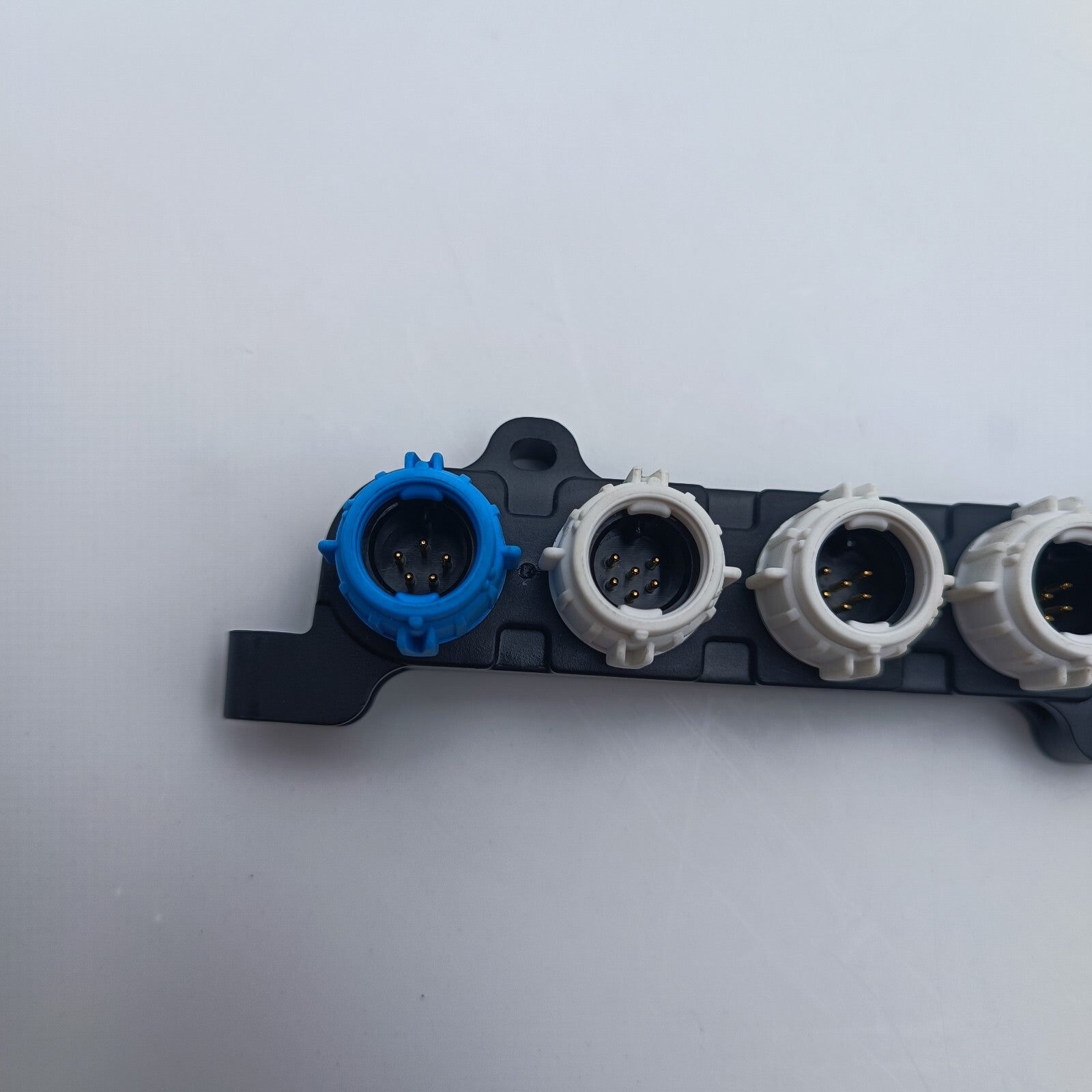 739952