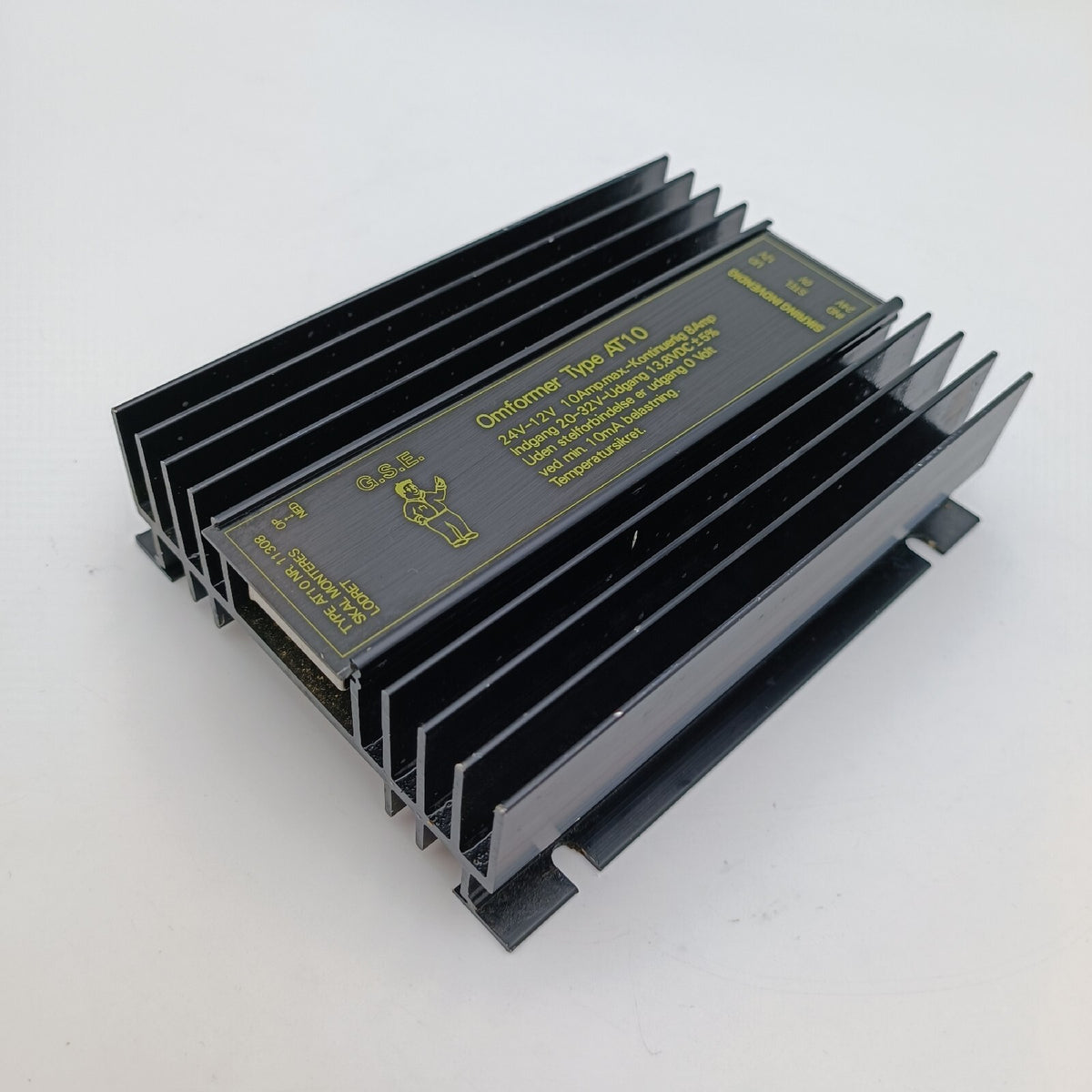 GSE DC-DC CONVERTER In: 24V - 32V Out: 12V 10A Type AT100