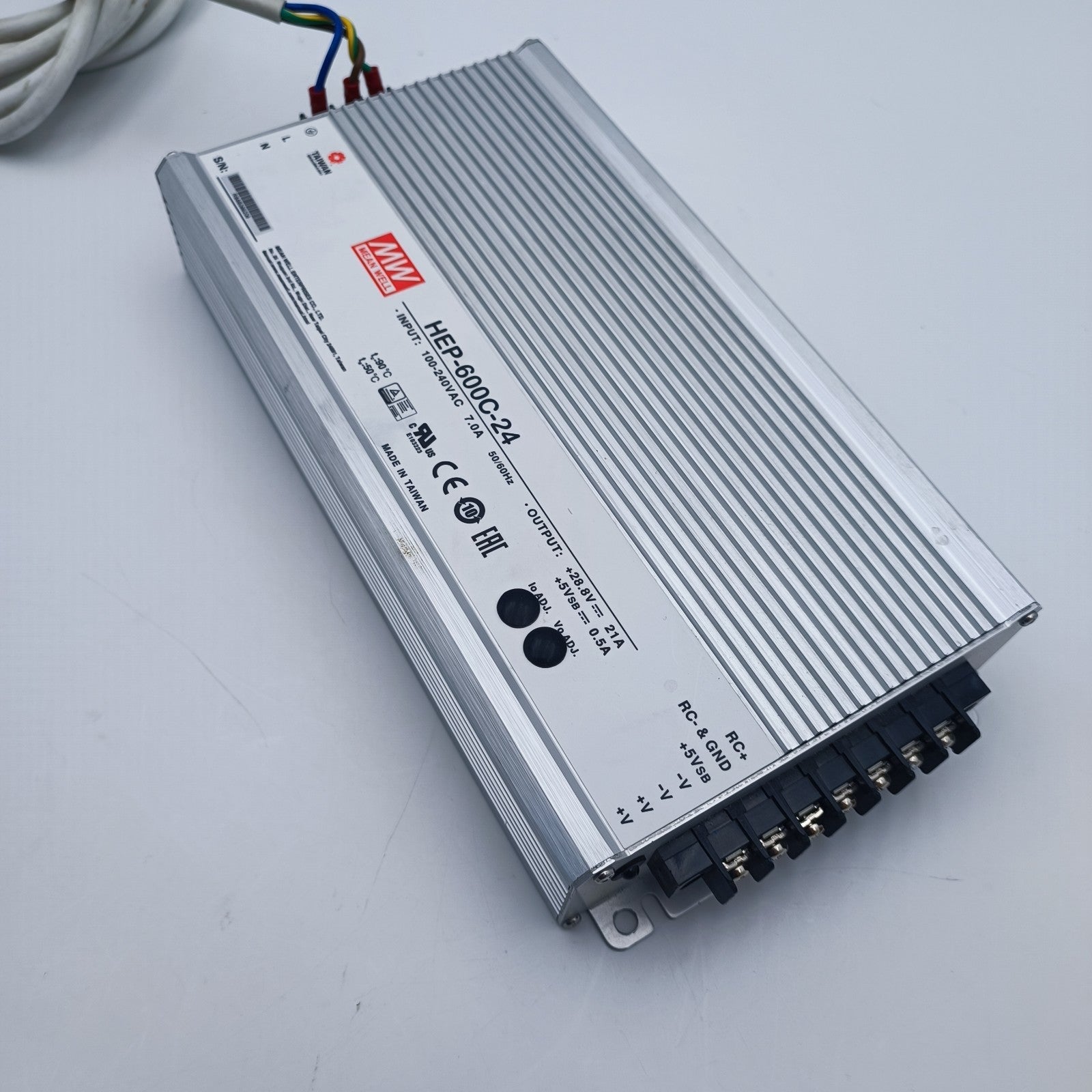 MEAN WELL HEP-600C-24 28.8Vdc 21A 600 Watts 24V 24 Volt Battery Charger1
