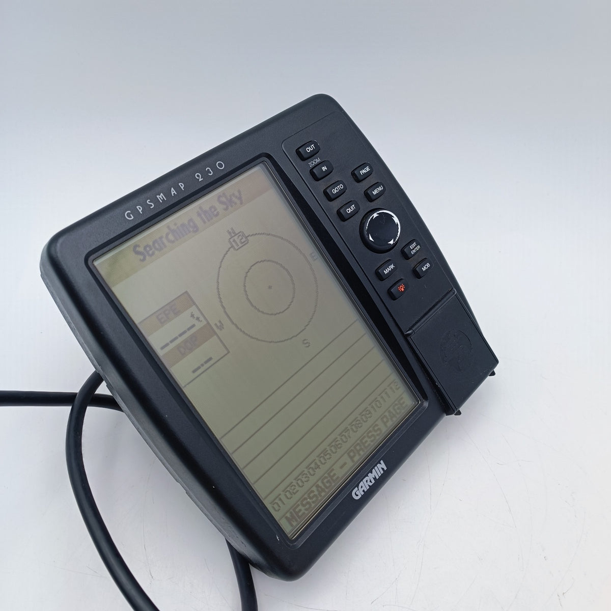 Garmin GPSMAP 230 Marine GPS Chartplotter Navigation Display w/ GPS Antenna1