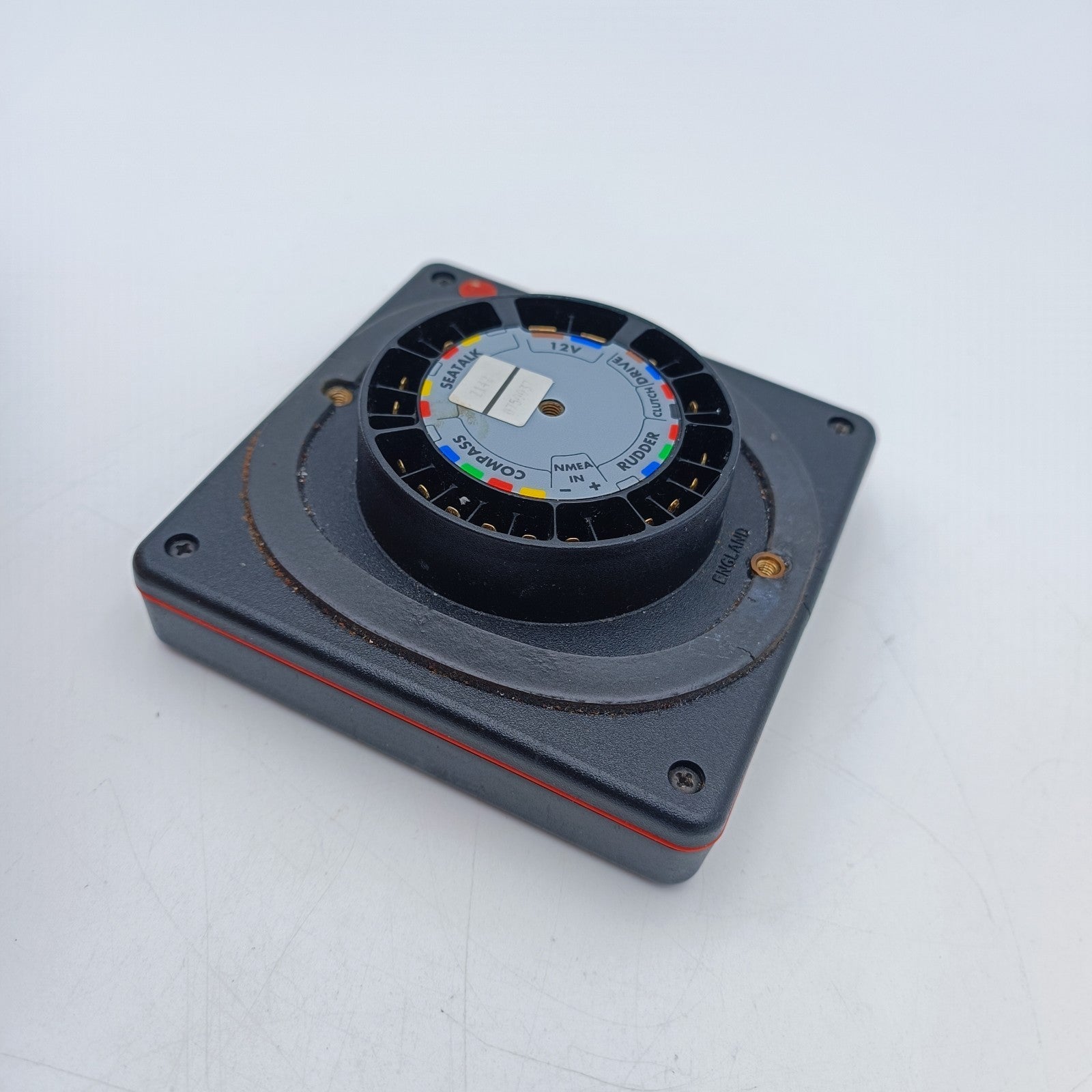 718114