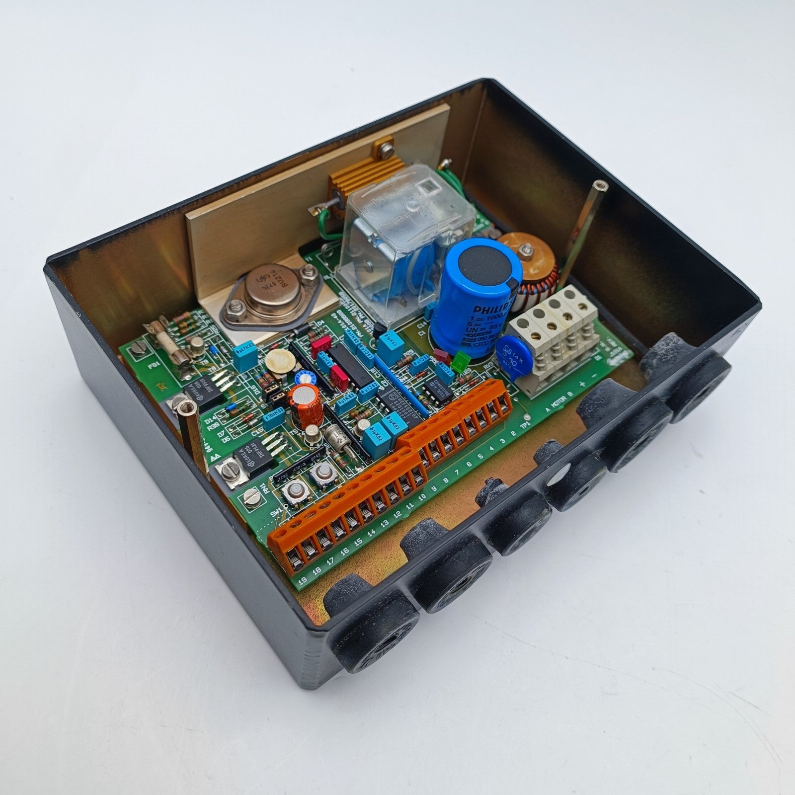 Robertson Tritech J101A 21100011 Simrad Autopilot Junction Box 12-32V f/ AP25008