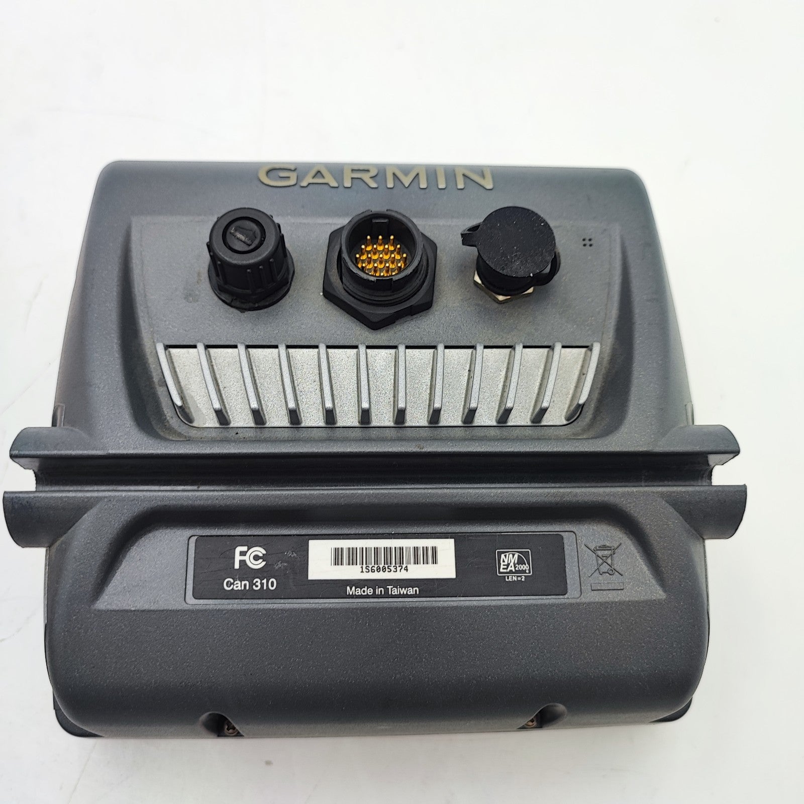 GARMIN GPSMAP 546s Color Chartplotter w/ Sun cover Mount NMEA0183 Bluechart6