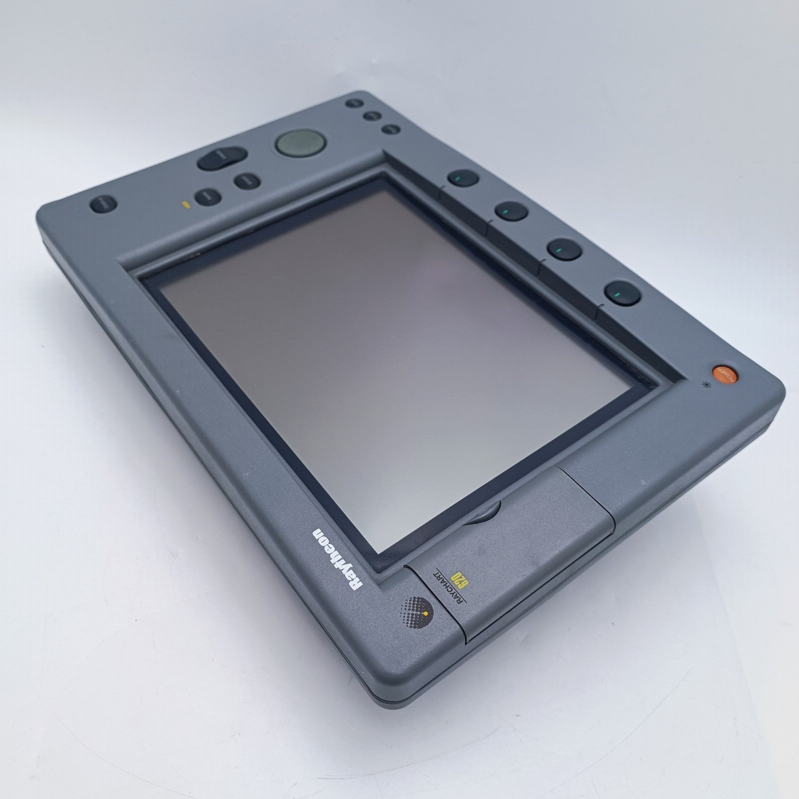 Raymarine Raytheon Raychart RC620 620 GPS Navigator Chartplotter Radar M935369