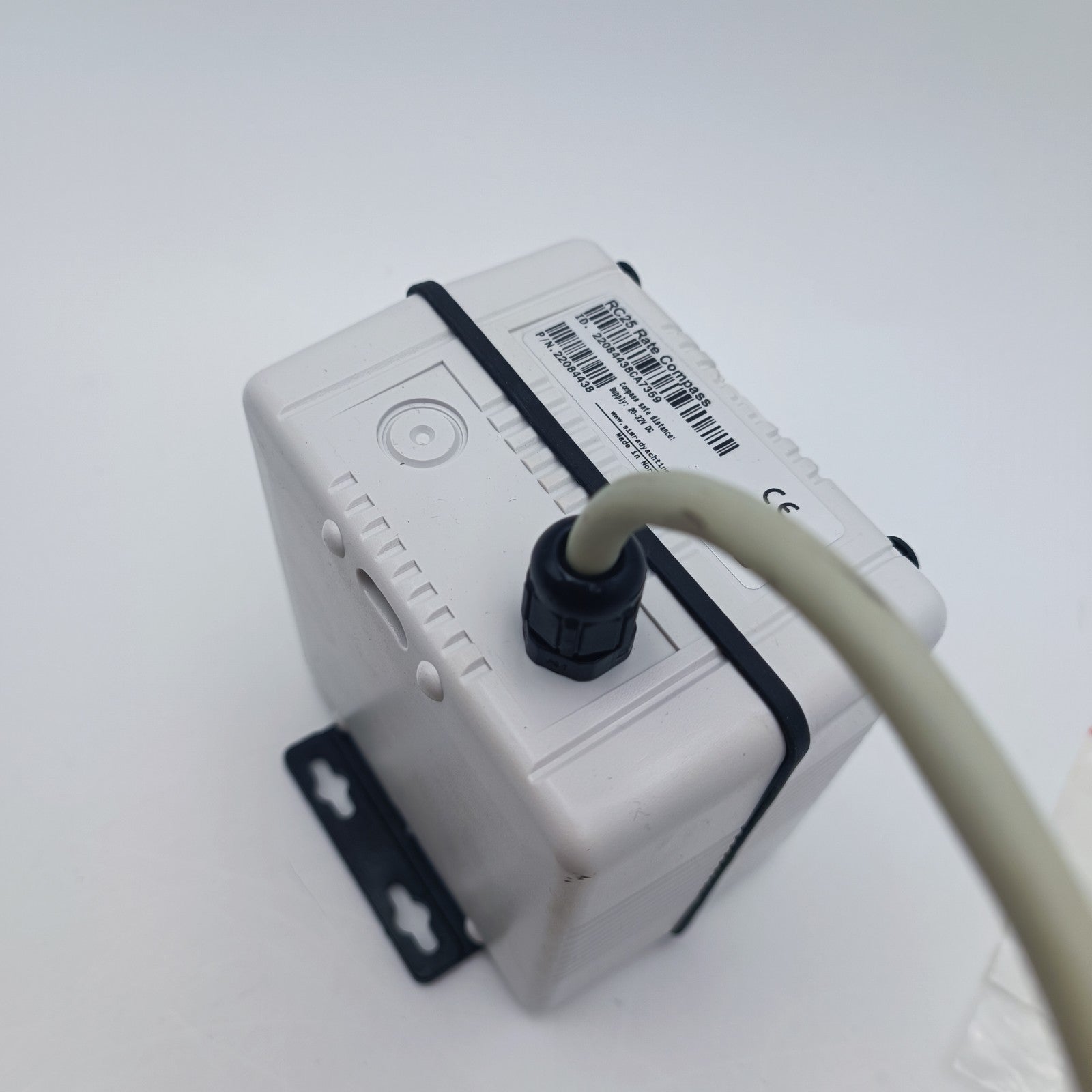 Simrad RC25 Rate Compass Heading Sensor 2204438 f/ Autopilot Computer2