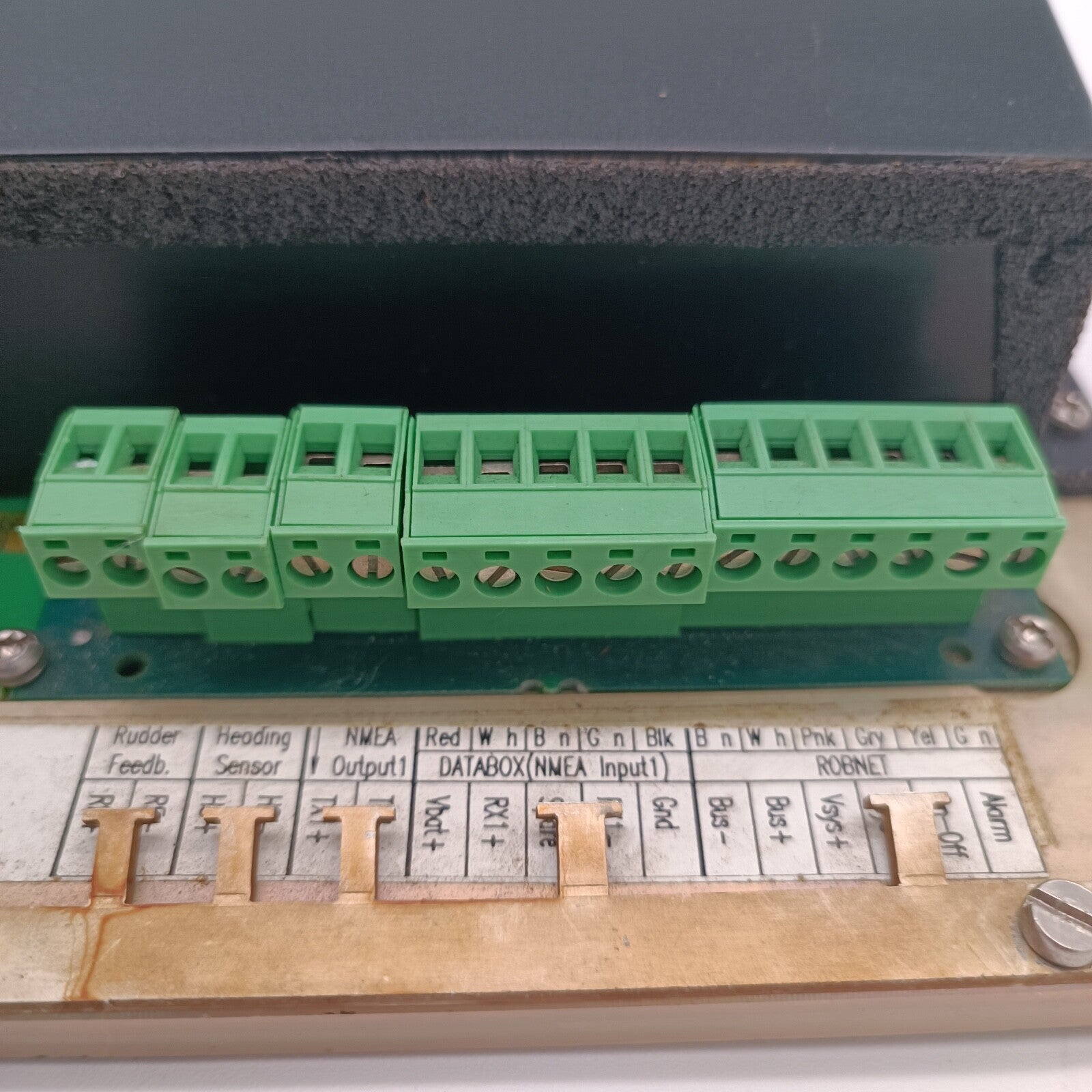 717985