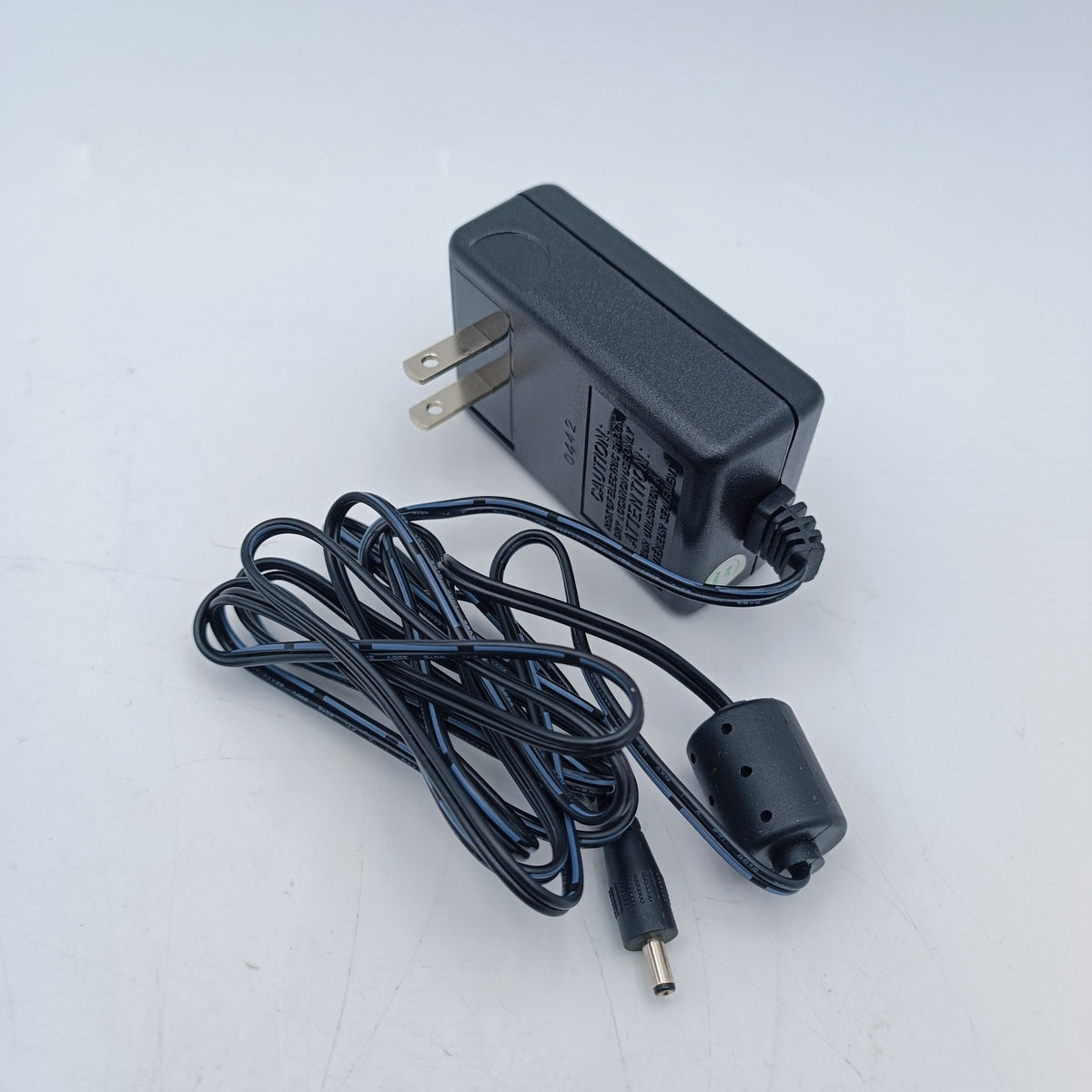 Magellan 730362 Switching AC Adapter 12V 1A Power Supply MDL-1501-1201000