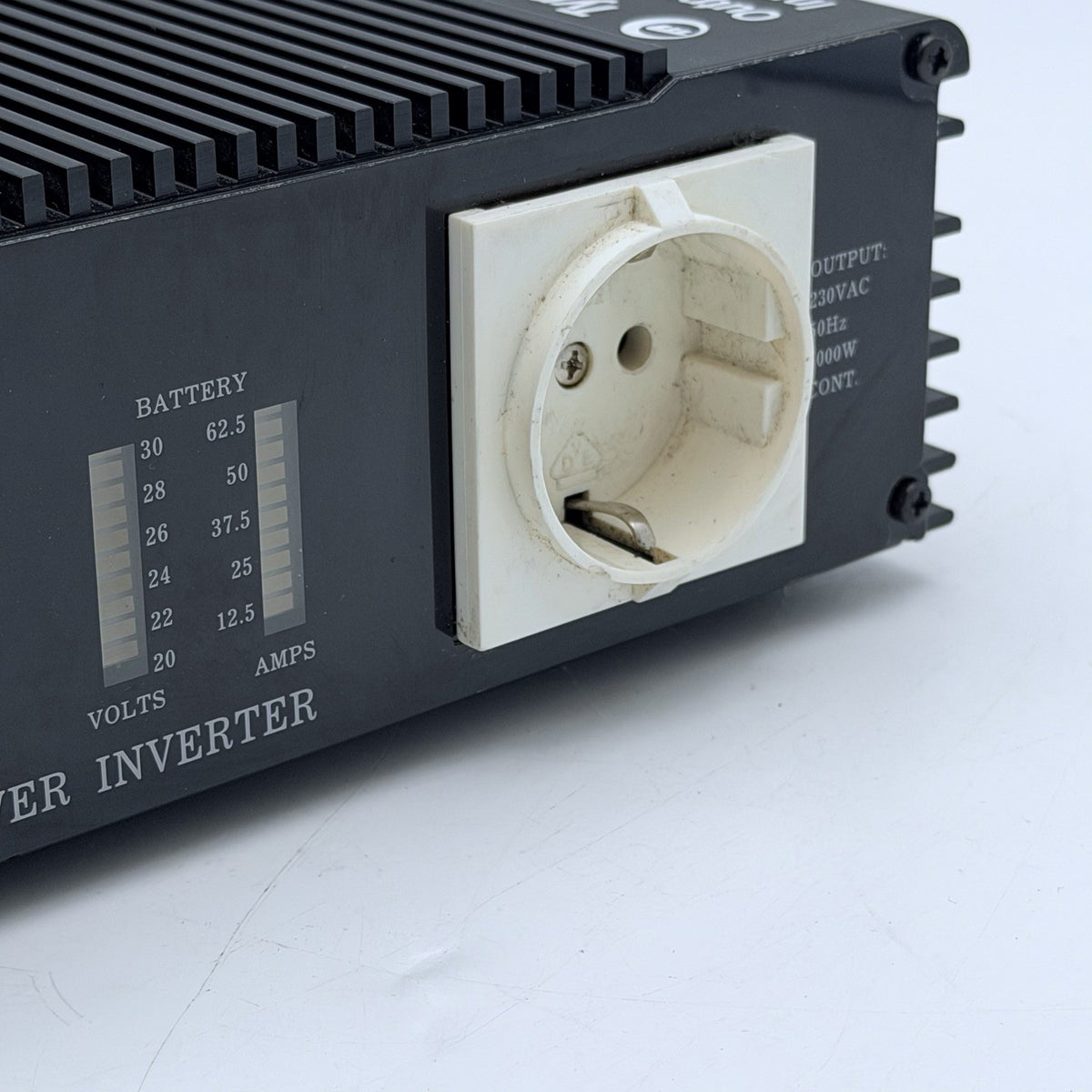 Mascot Type 9987 1000W 24V DC to 230V AC 50Hz Power Inverter Marine Boat5