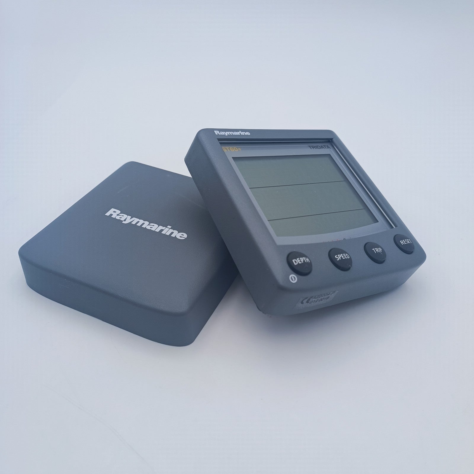 Raytheon Raymarine ST60+ TRIDATA PLUS Instrument Display A22004-P Depth Speed Te1