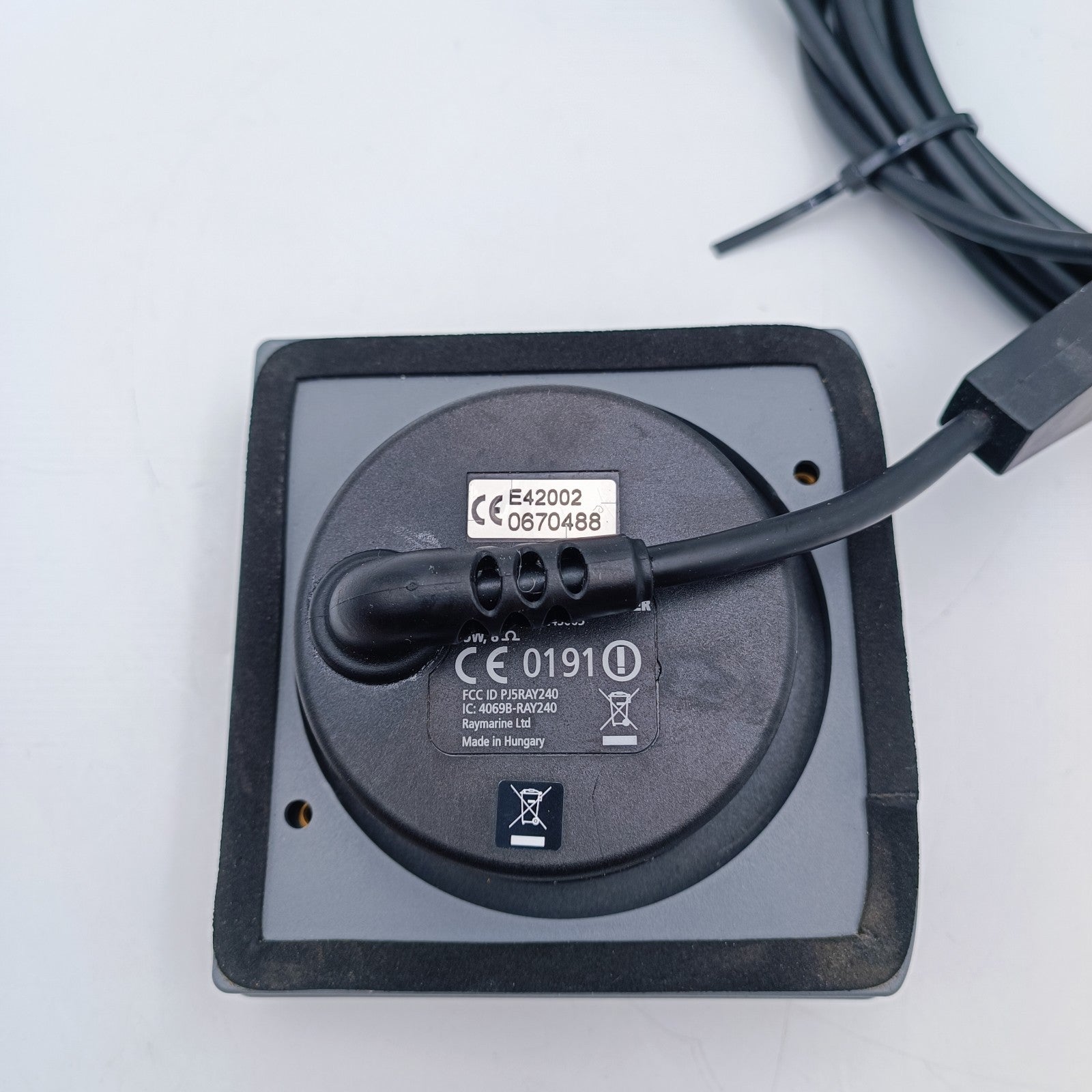Raymarine E42002 External Speaker for Ray240 Marine VHF Radio w/ Cable 8 Pins12