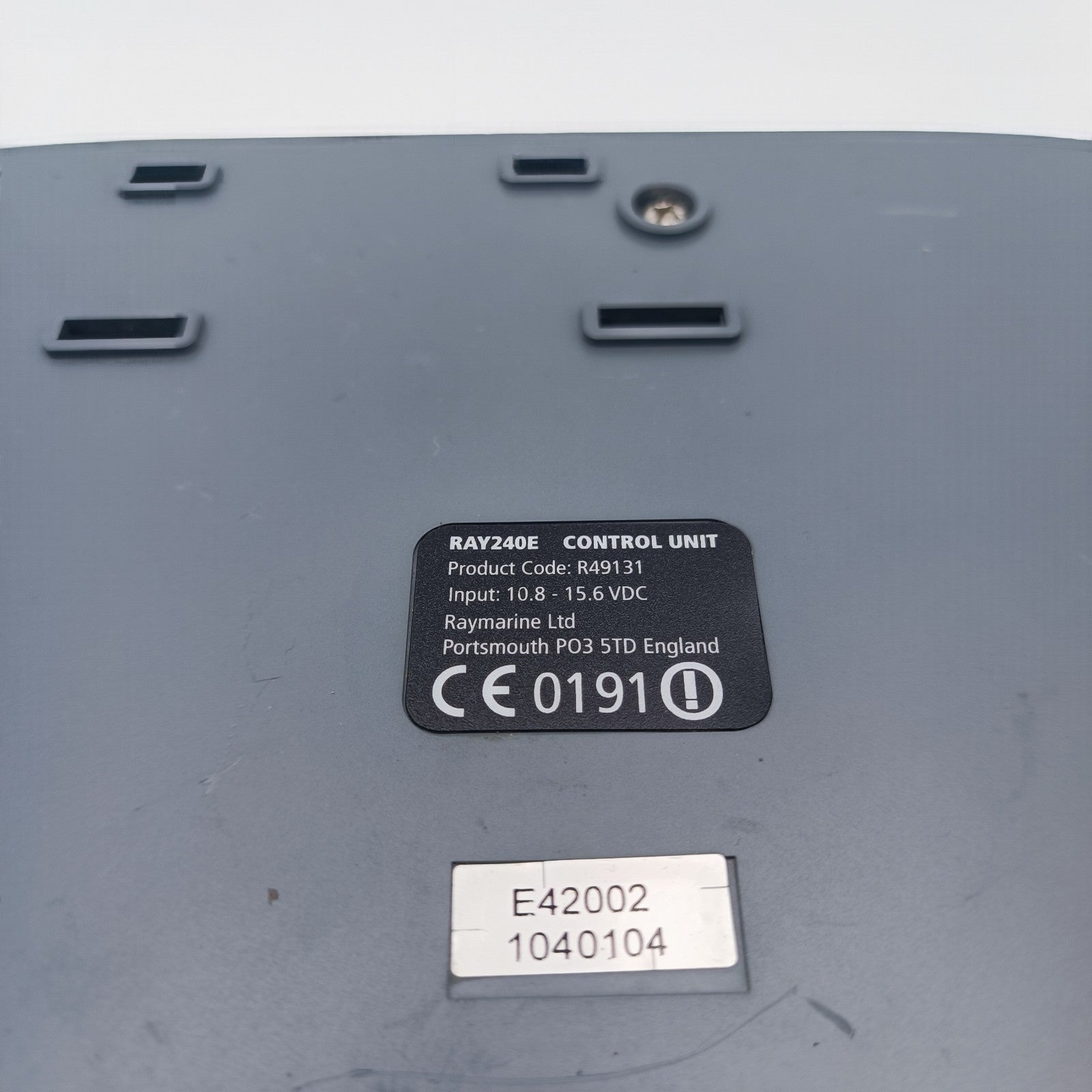 RAYMARINE RAY240E RAY240 Marine VHF Radio Control Unit RAY 240 R49131 E420022