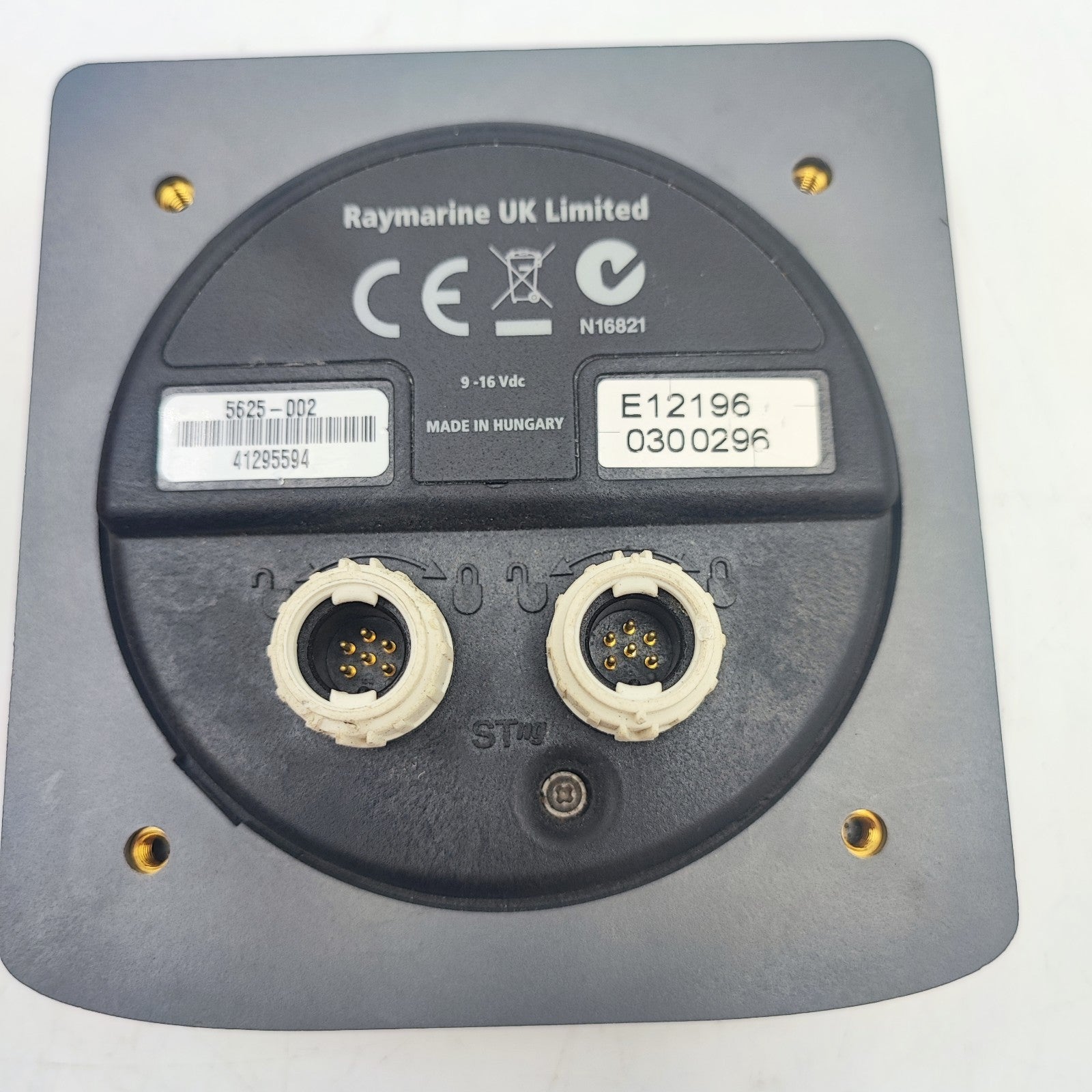 Raymarine ST70 Color Multifunction Instrument Display10