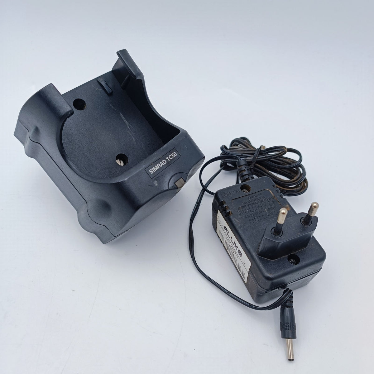 Simrad SRH TC50 AXIS 50 GMDSS Handheld VHF Radio Trickle Charger Cradle A21220G0