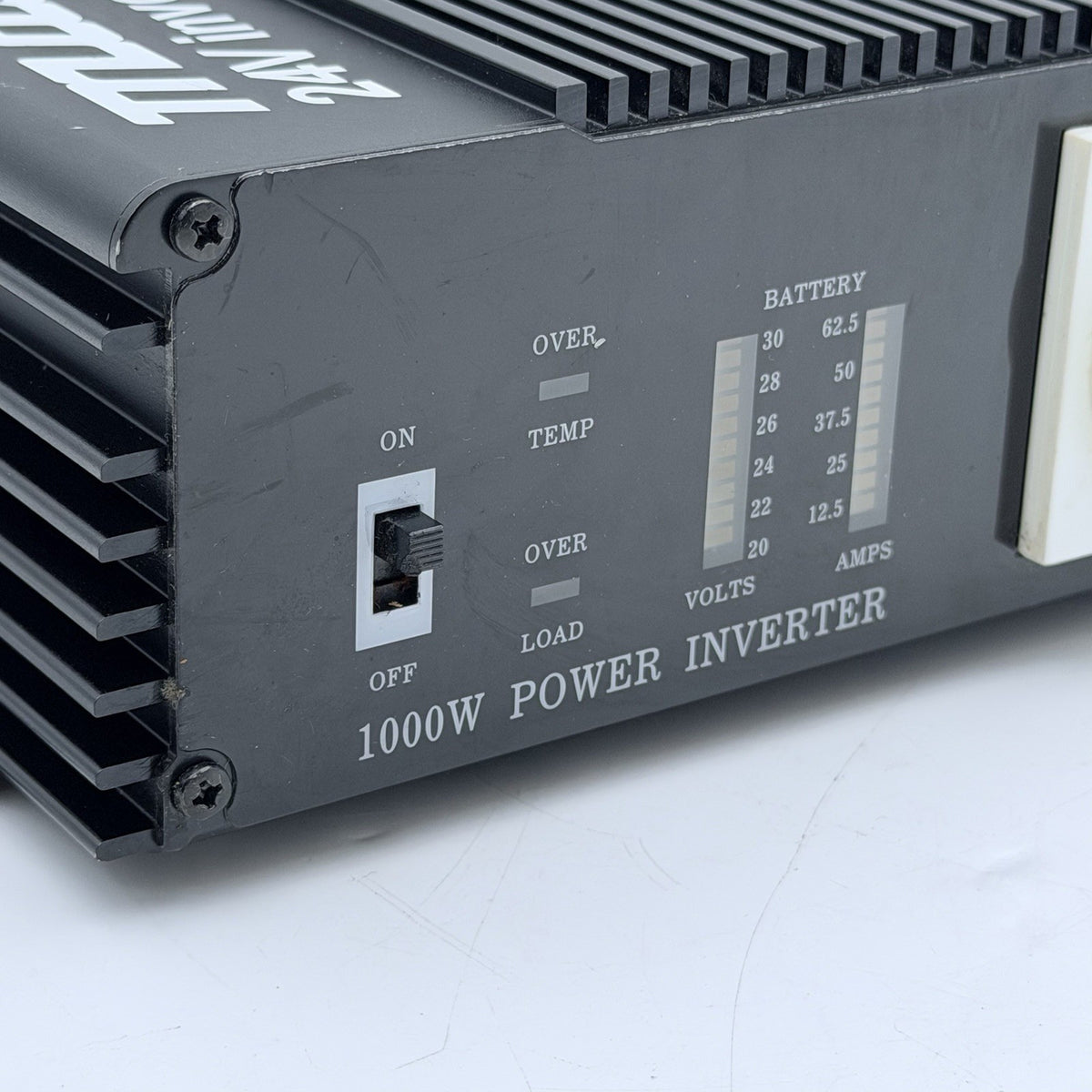 Mascot Type 9987 1000W 24V DC to 230V AC 50Hz Power Inverter Marine Boat7