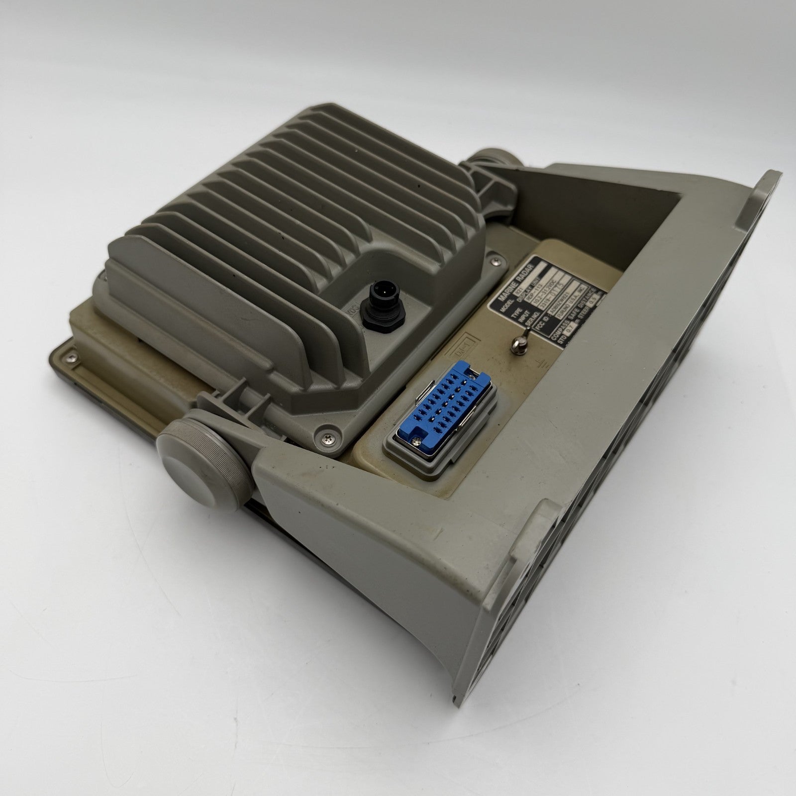 FURUNO 821 Marine Radar Display unit RDP-113 8" LCD Display RDP 113 RDP113 MODEL9