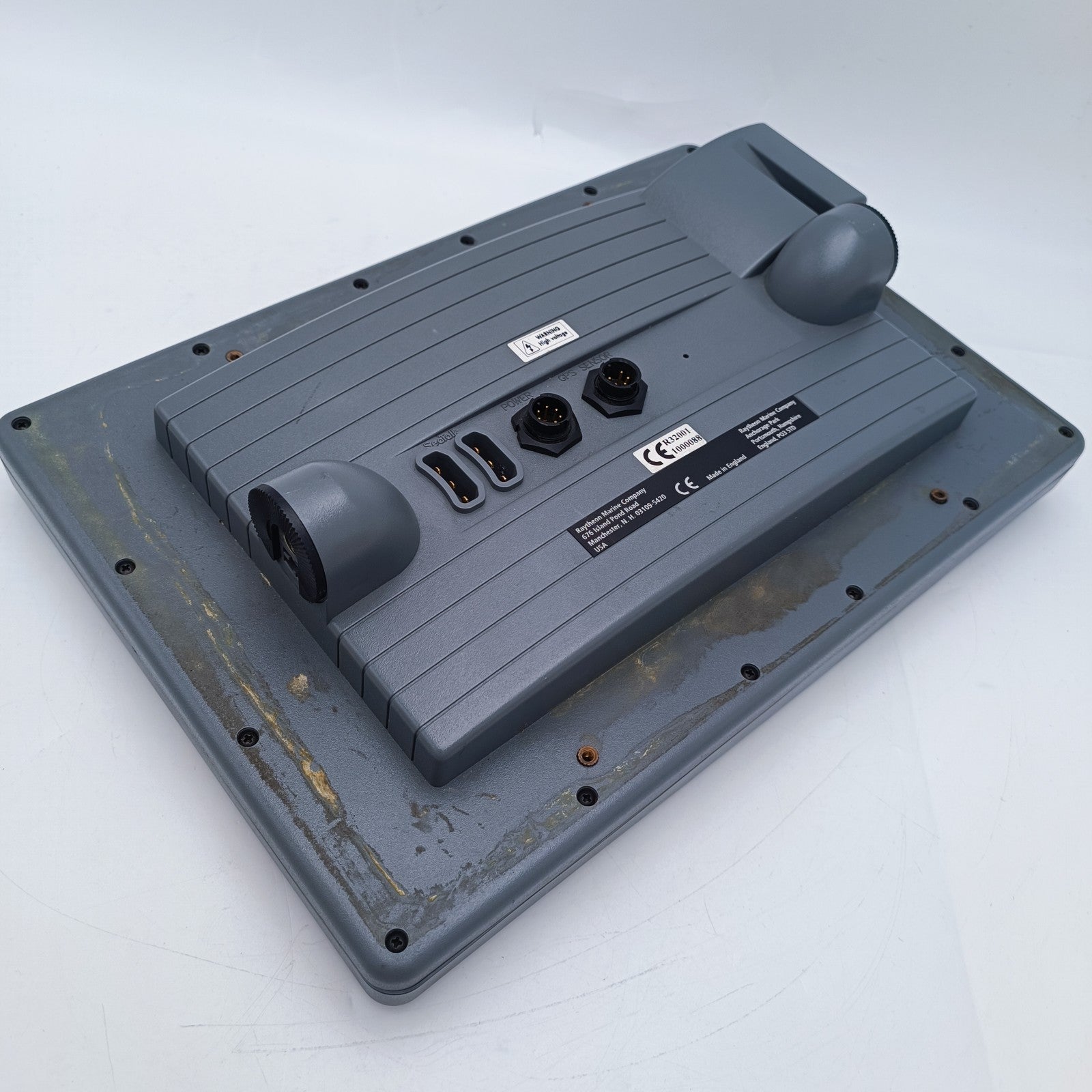 Raymarine Raytheon Raychart RC620 Plus 620  Navigator Chartplotter Radar R320013