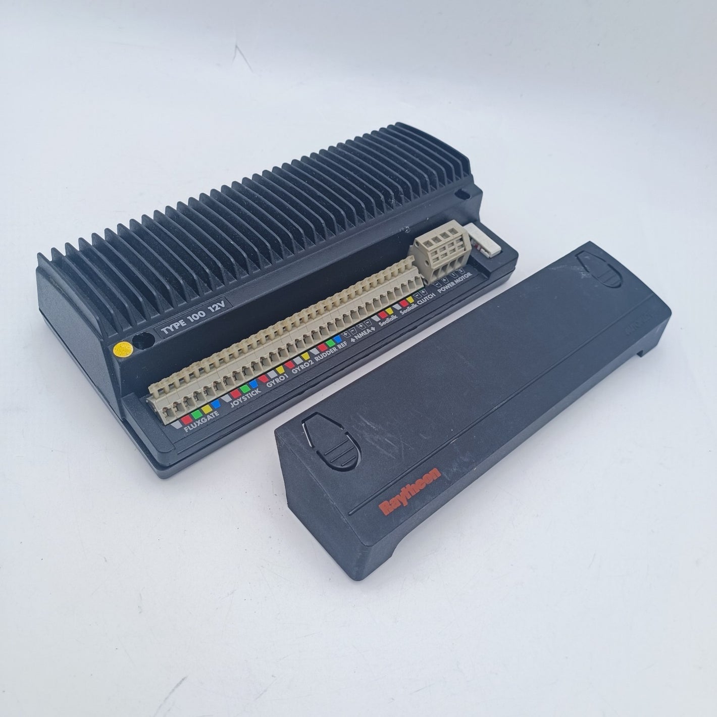 719763
