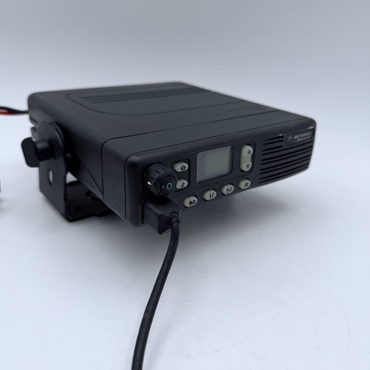 Motorola GM900 MR504B UHF Mobile Radio 403-470MHz 25W w/ Mic Bracket HAM Radio1