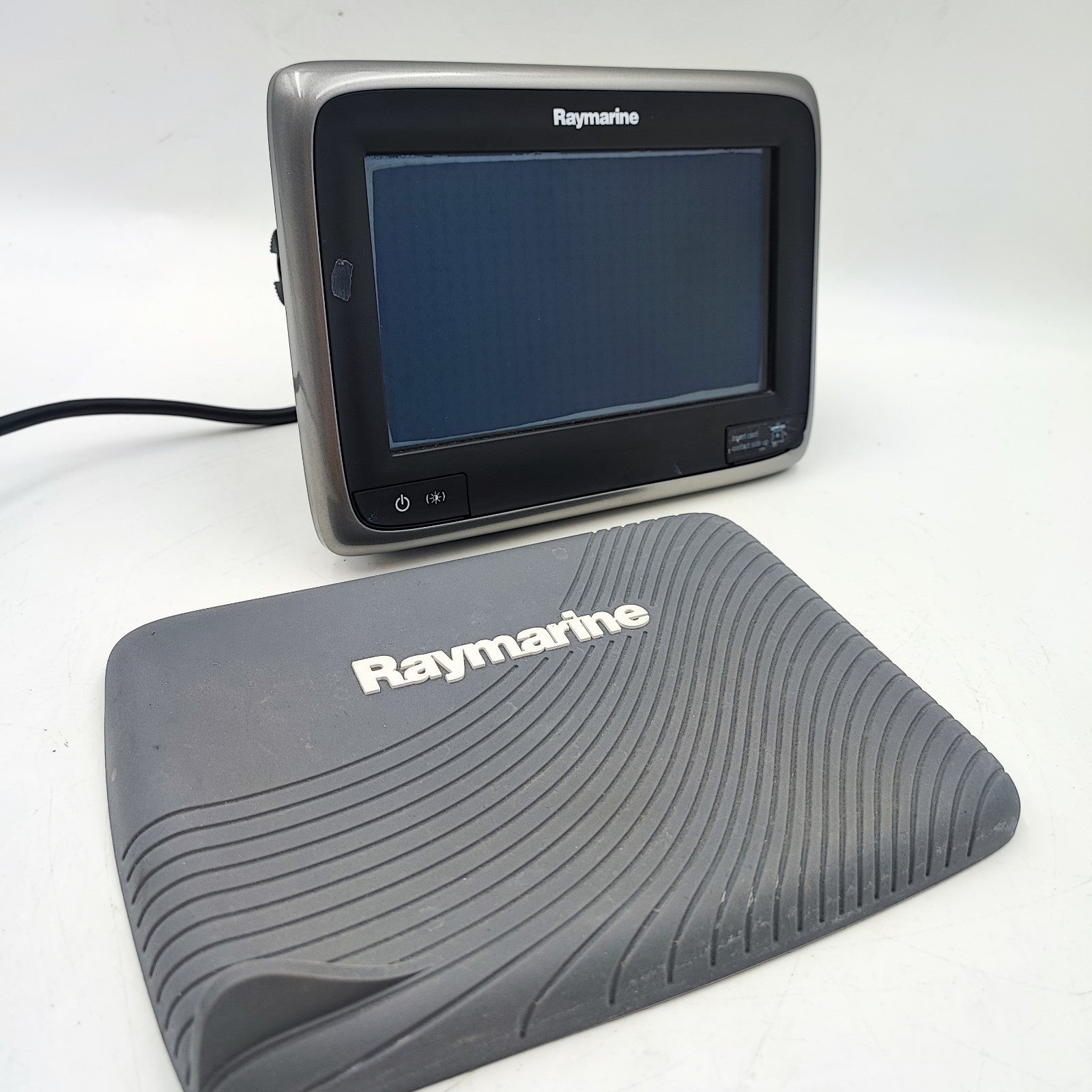 Raymarine A75 7" Touchscreen MFD w/Sun Cover E70166 WIFI SeaTalkNG Navionics0