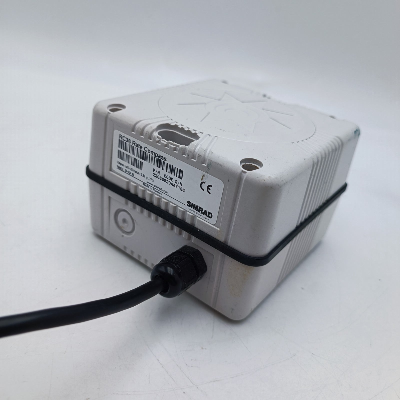 Simrad RC36 Rate Compass Heading Sensor 22086920 f/ AP10 AP20 Autopilot Computer1