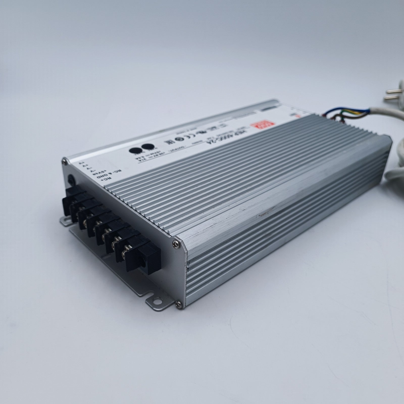 MEAN WELL HEP-600C-24 28.8Vdc 21A 600 Watts 24V 24 Volt Battery Charger7