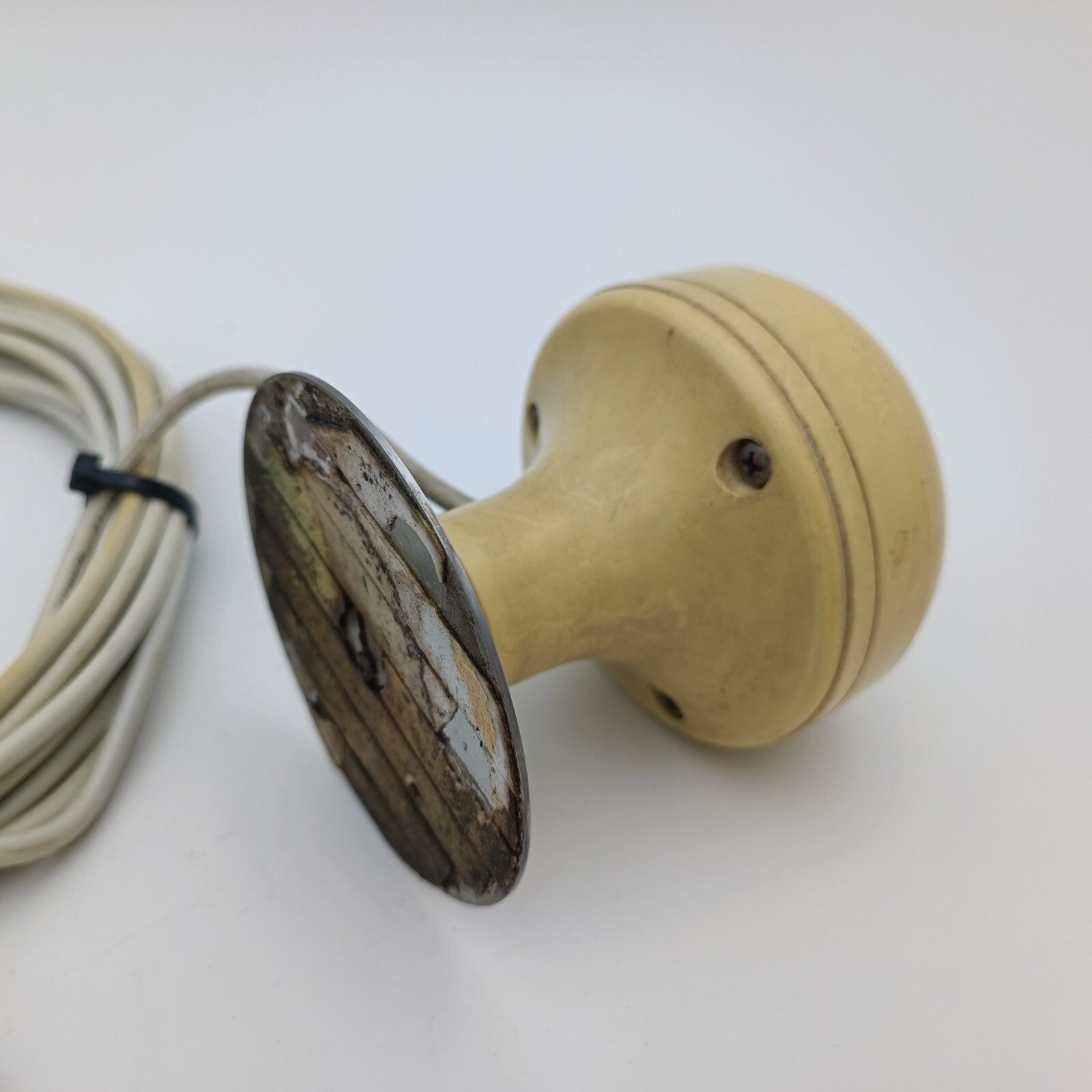 GARMIN GPS ANTENNA w/ BNC connector & Mount f/ GPSMAP 182C 192C 292 498 230 172C2