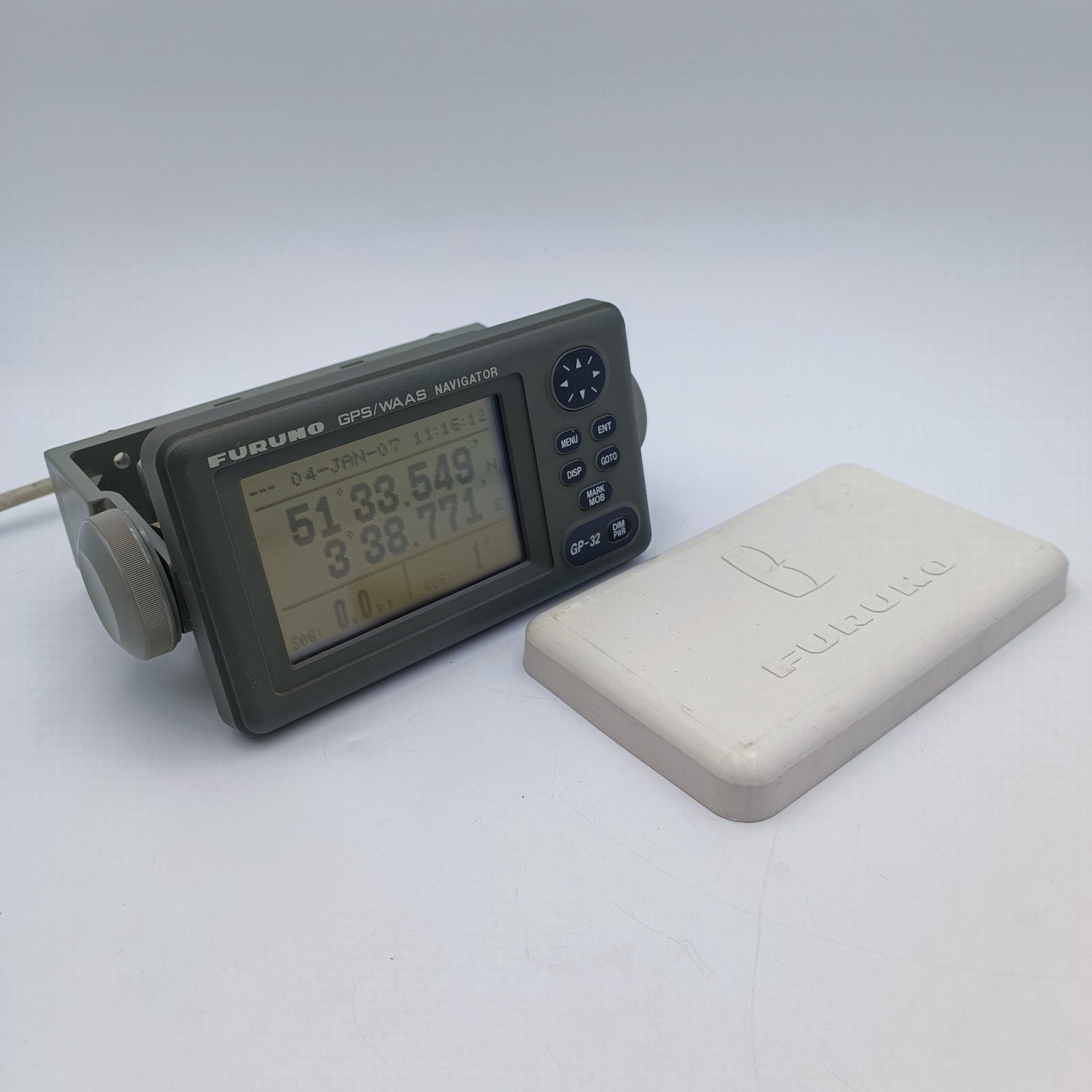 Furuno GP-32 GPS Navigator Receiver Marine Navigation Display Unit GP32 NMEA5